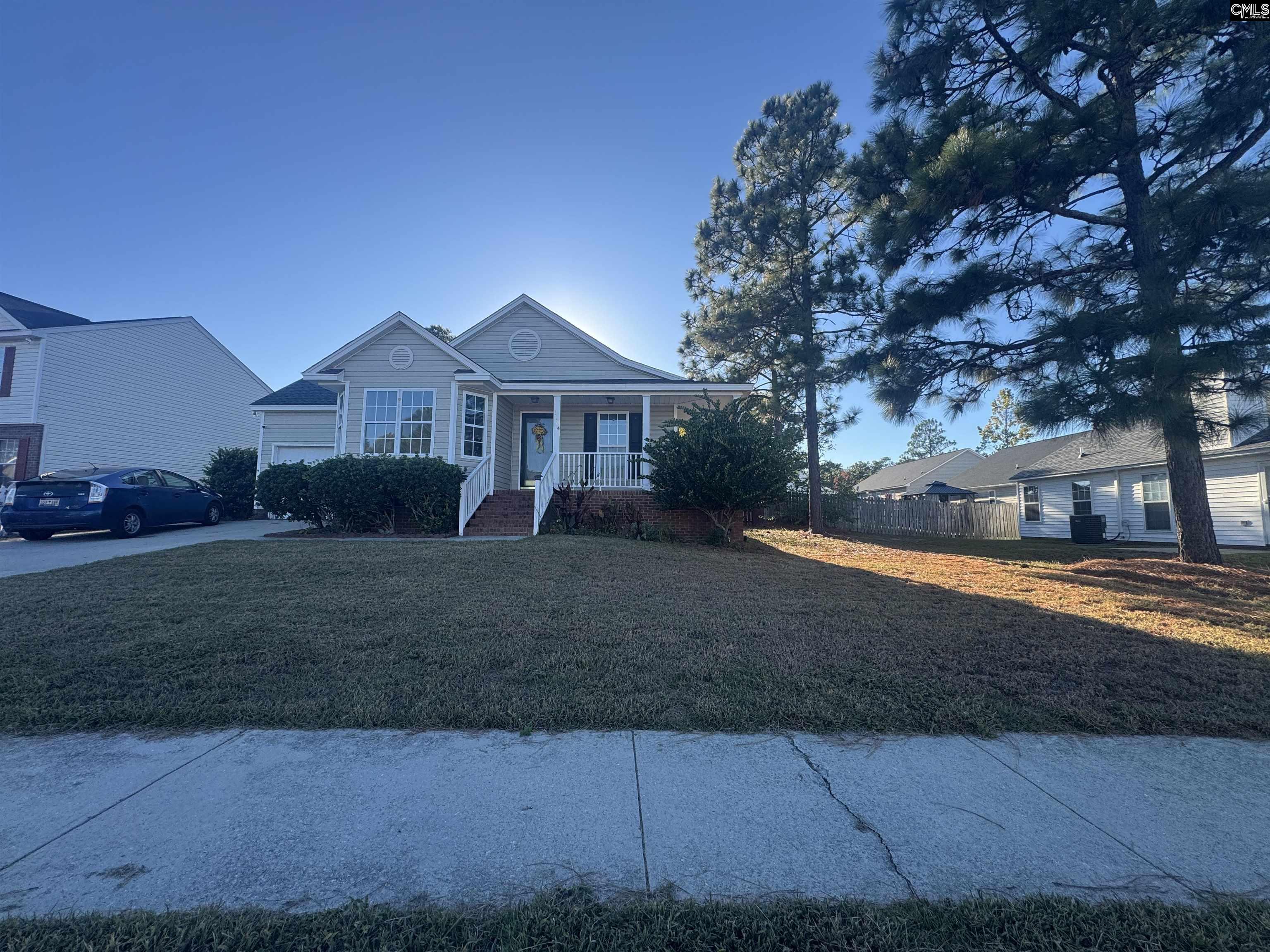 1104 May Oak Circle — photo