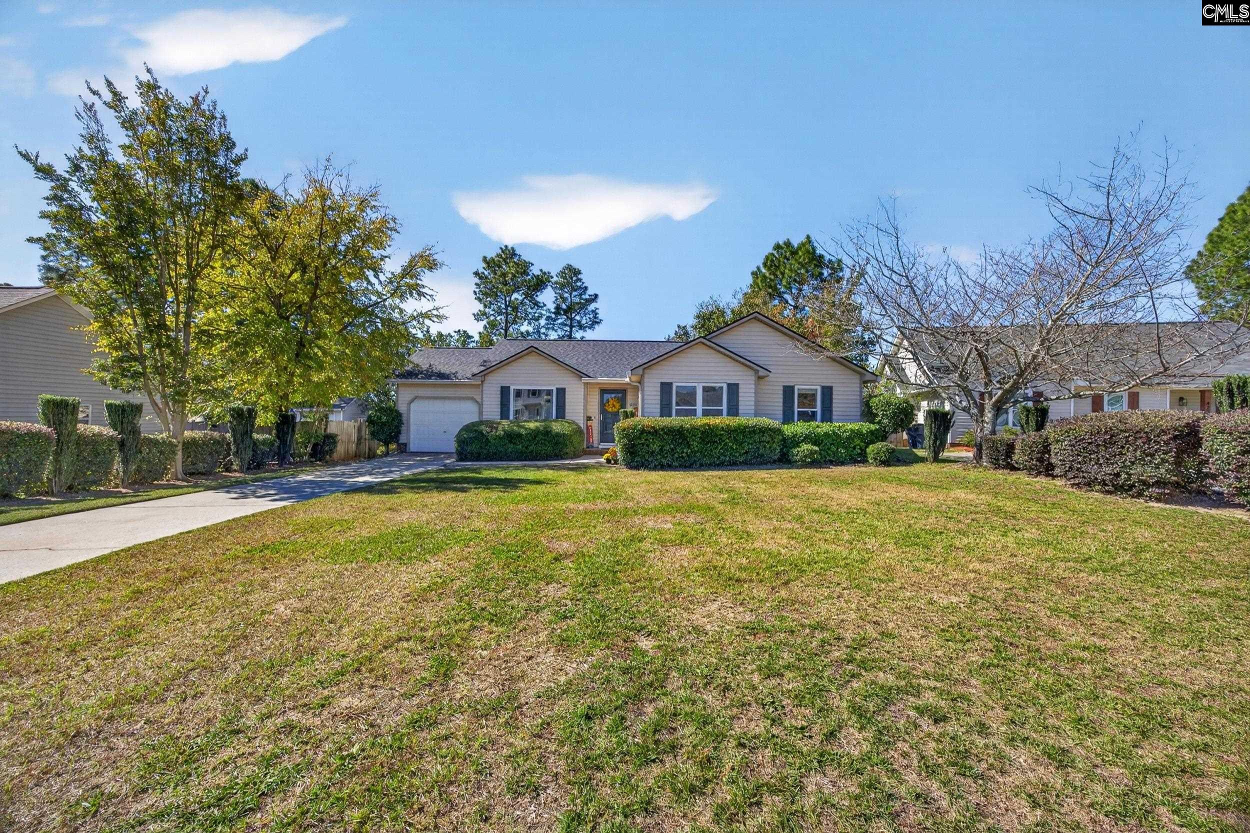 425 Elmhurst Court — photo