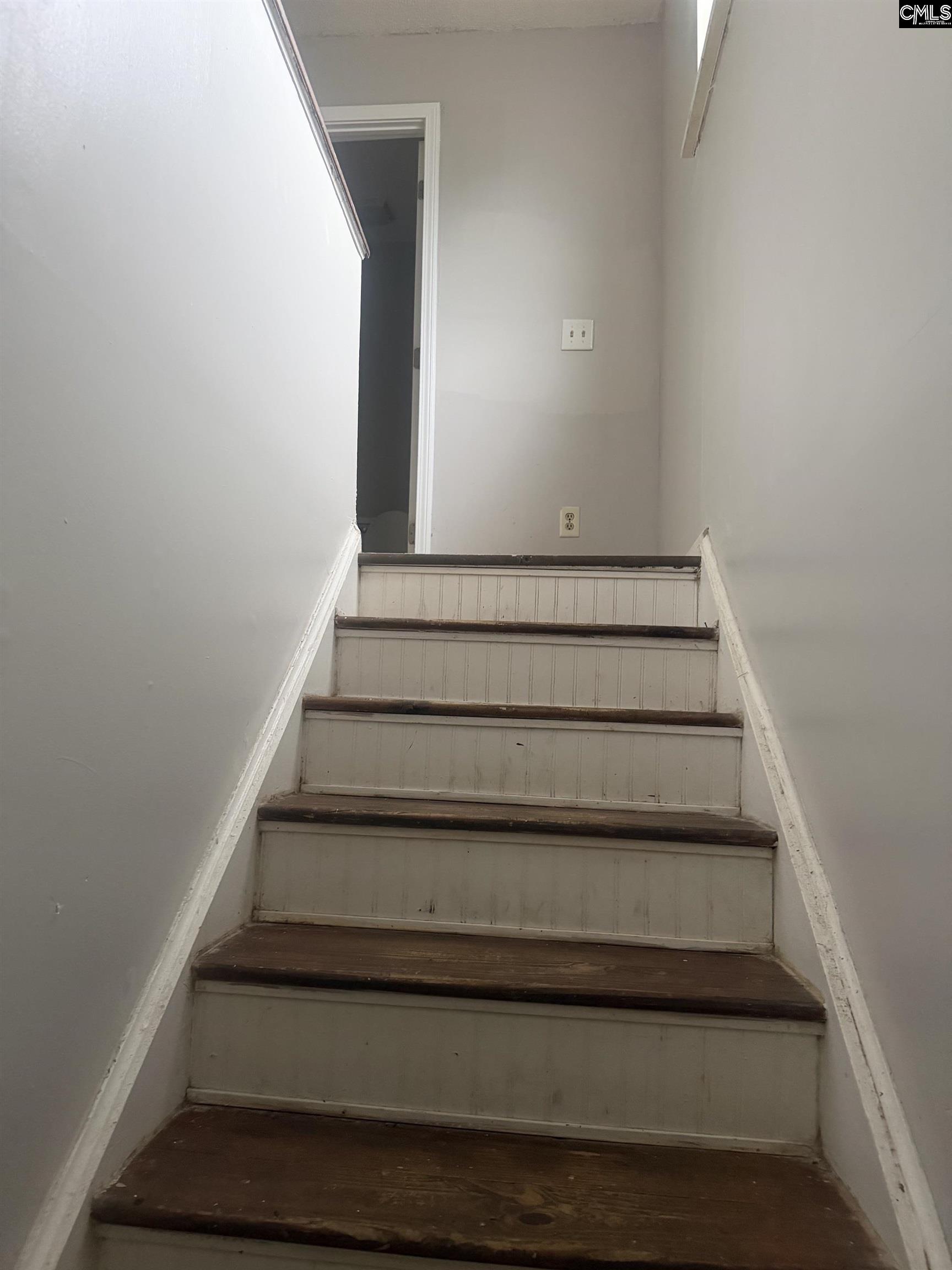 109 Wood Court — photo