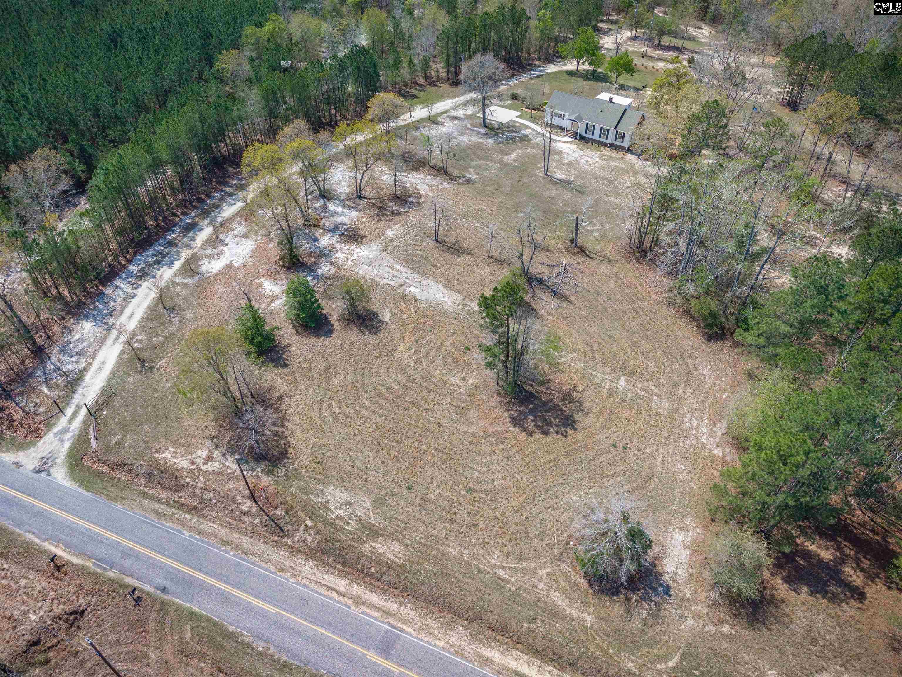 932 Toms Creek Road — photo
