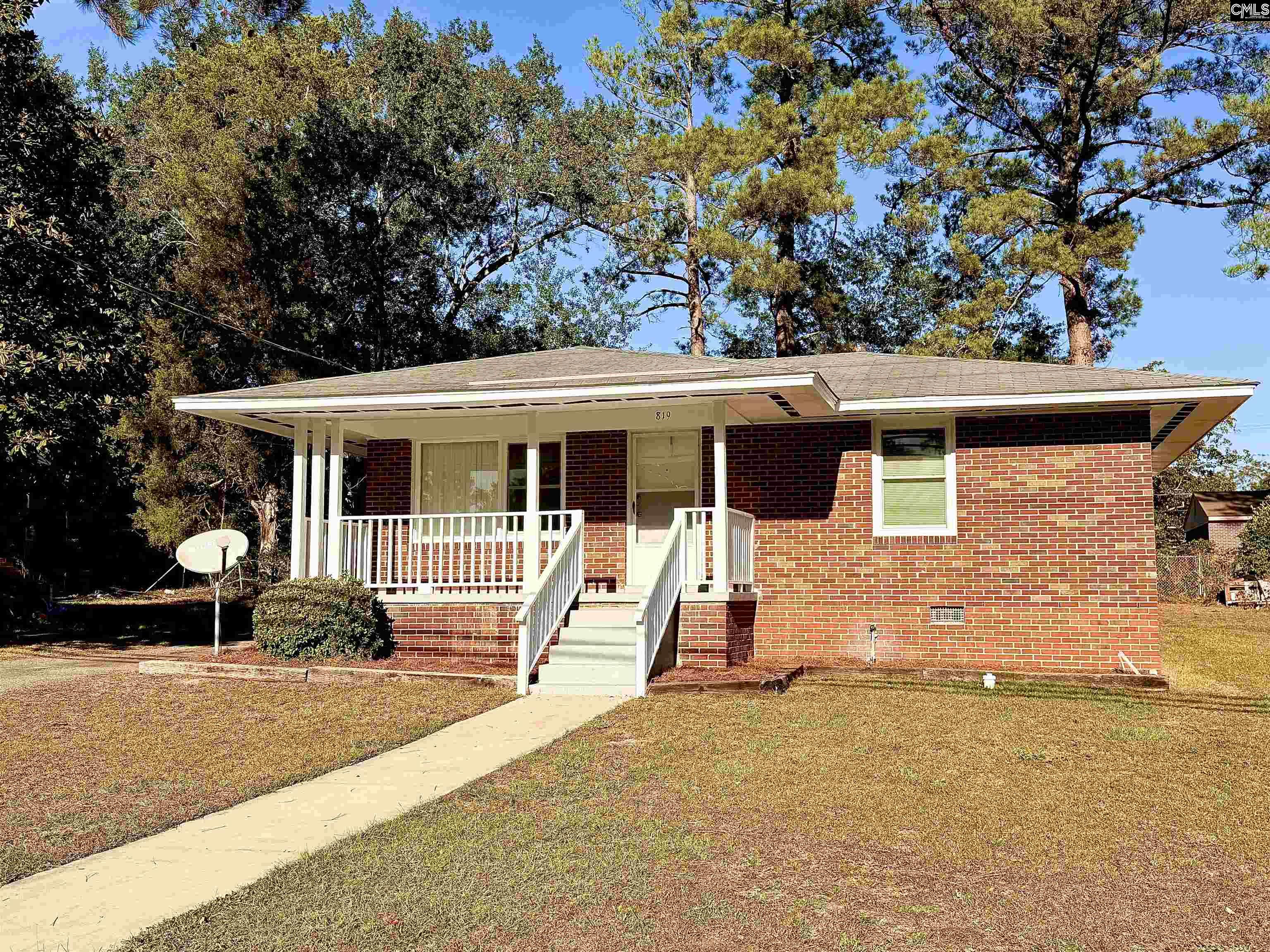 819 Wilkes Road — photo