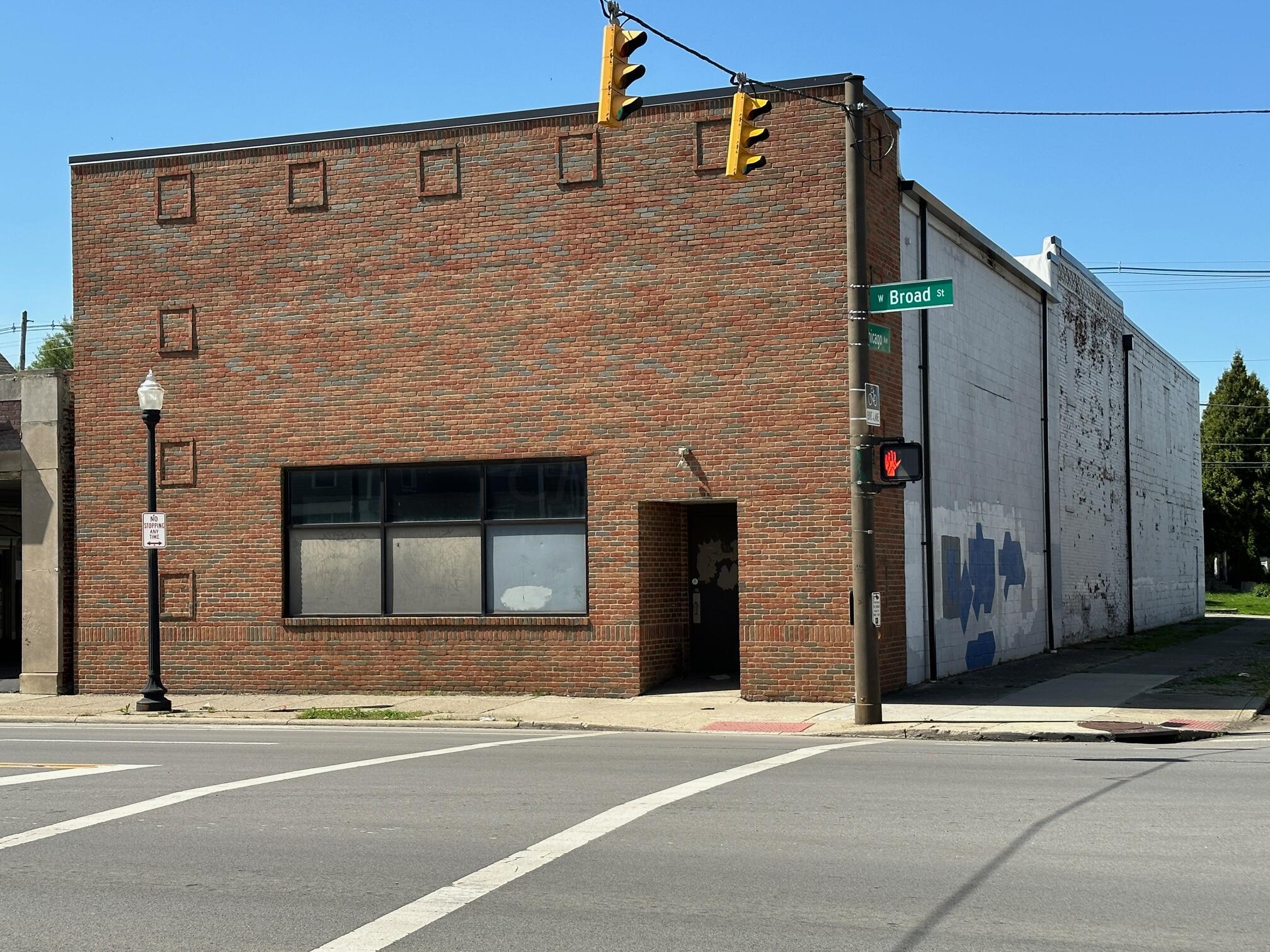 1268 W Broad Street — photo