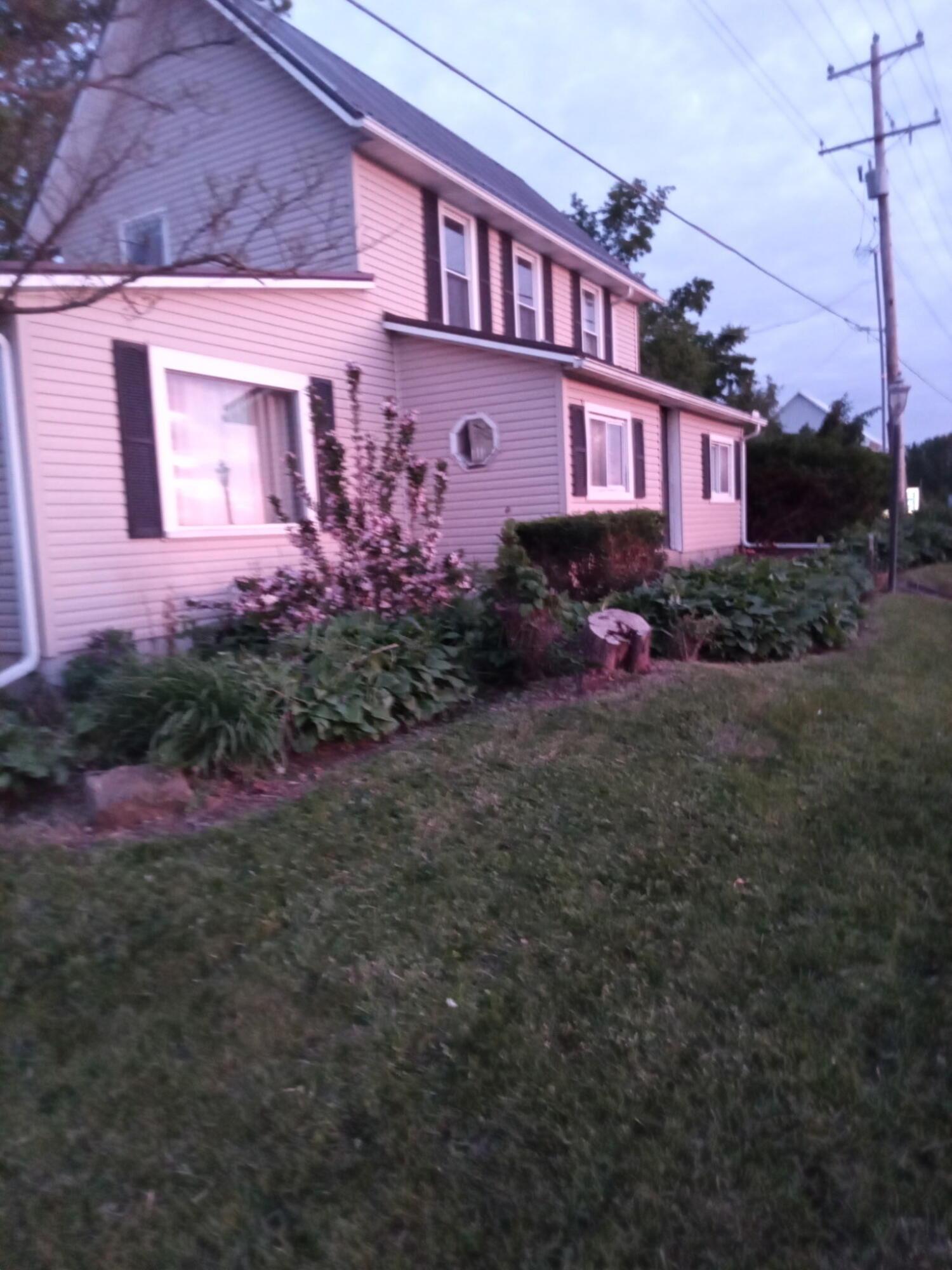 12733 Johnstown Utica Road — photo