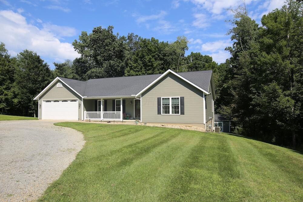 561 Glenmonte Drive — photo