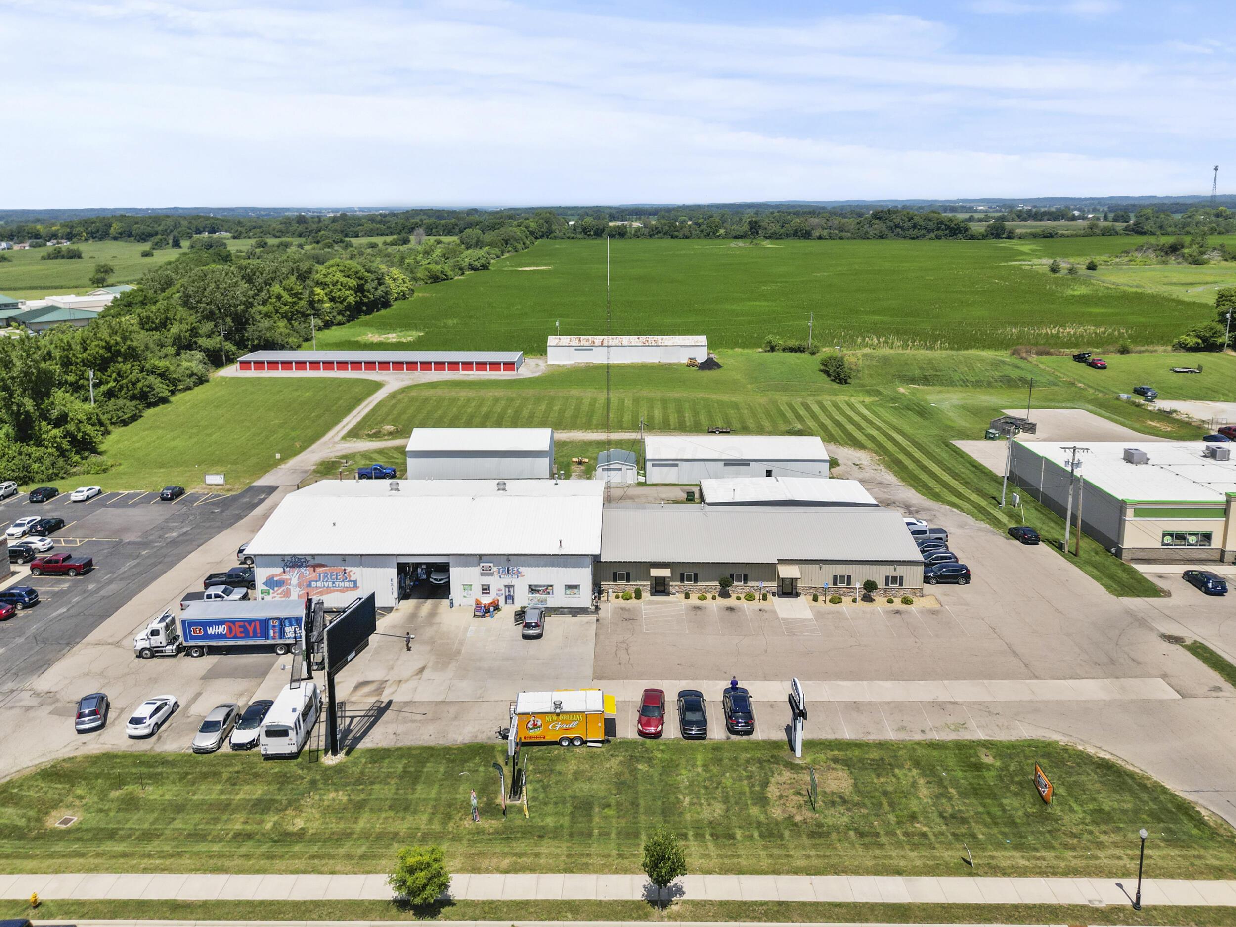 1582 E US Highway 36 — photo