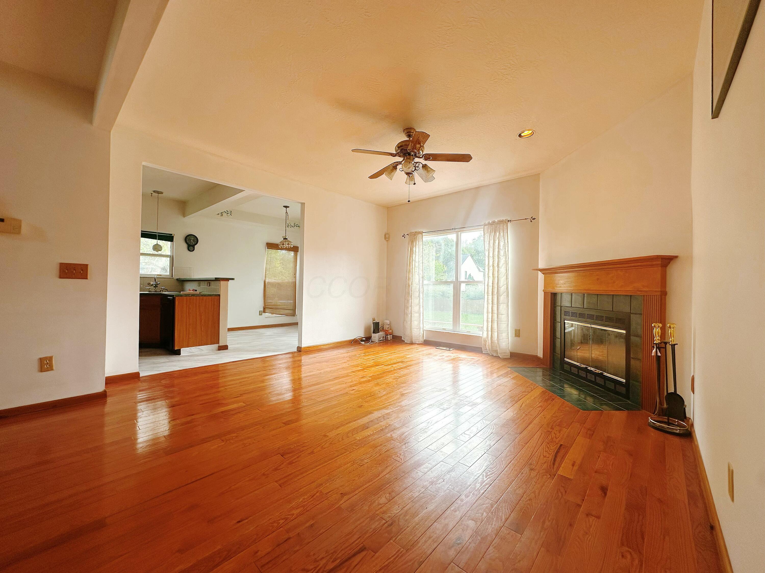 7568 Park Bend Court — photo