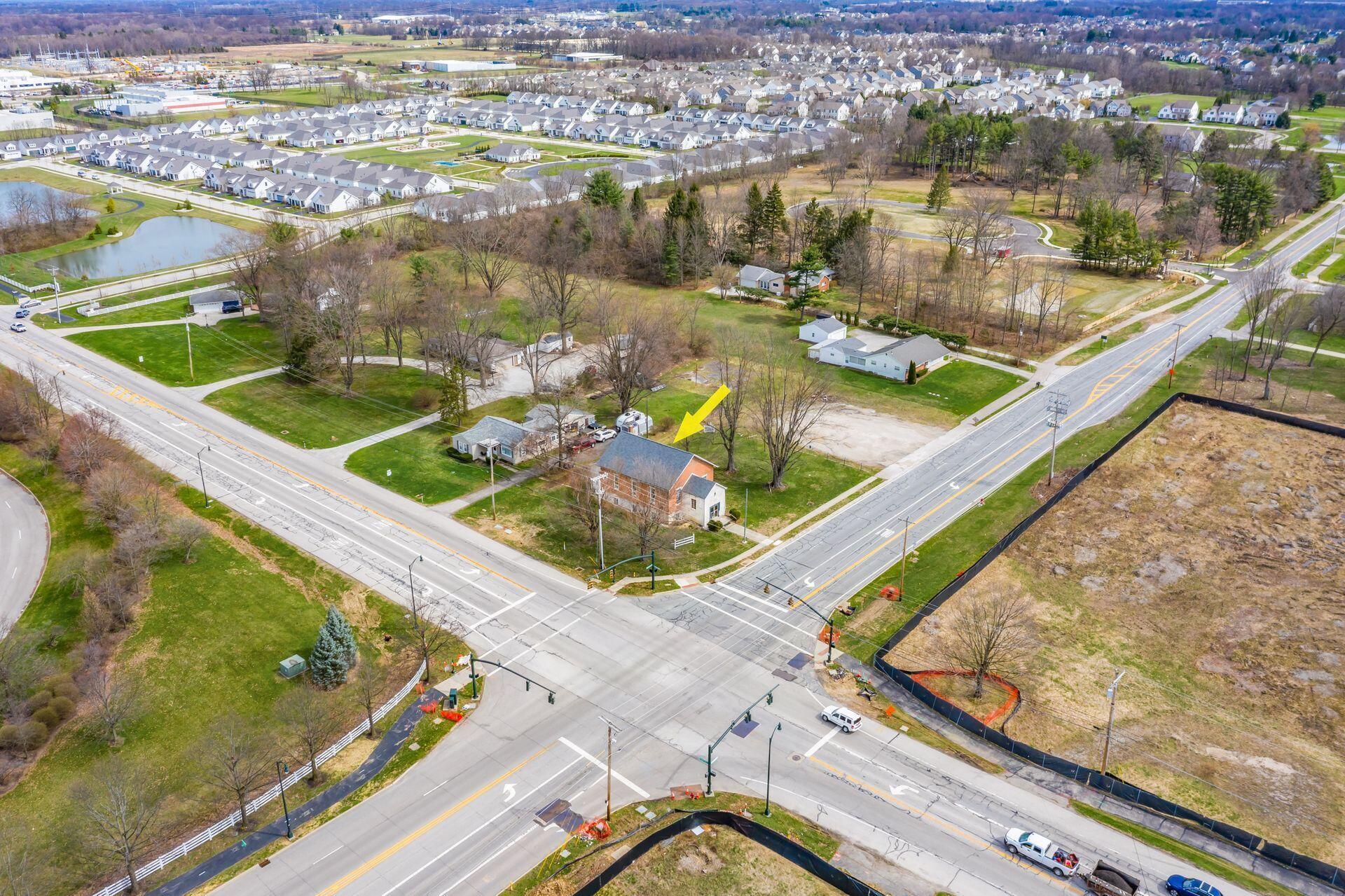 6678 Central College Road — photo