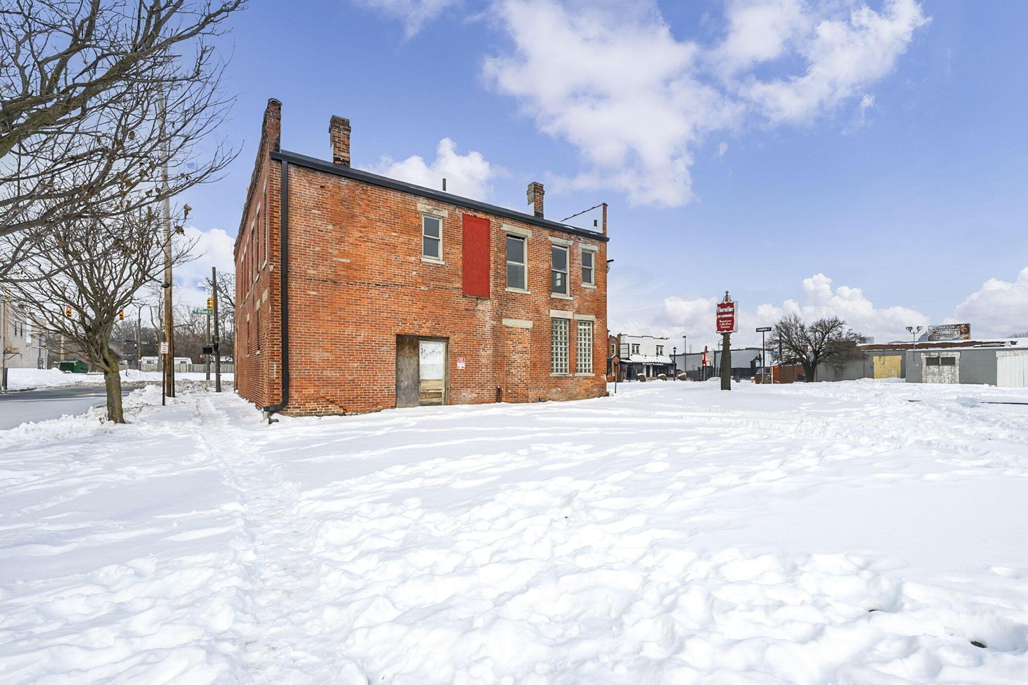 941 W Broad Street — photo