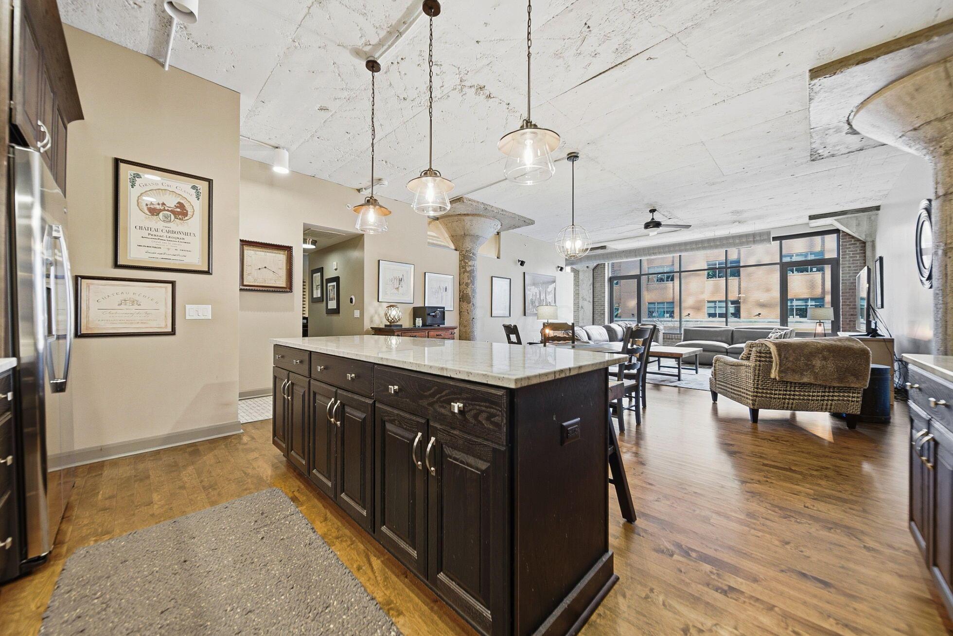 300 W Spring Street, 306 — photo