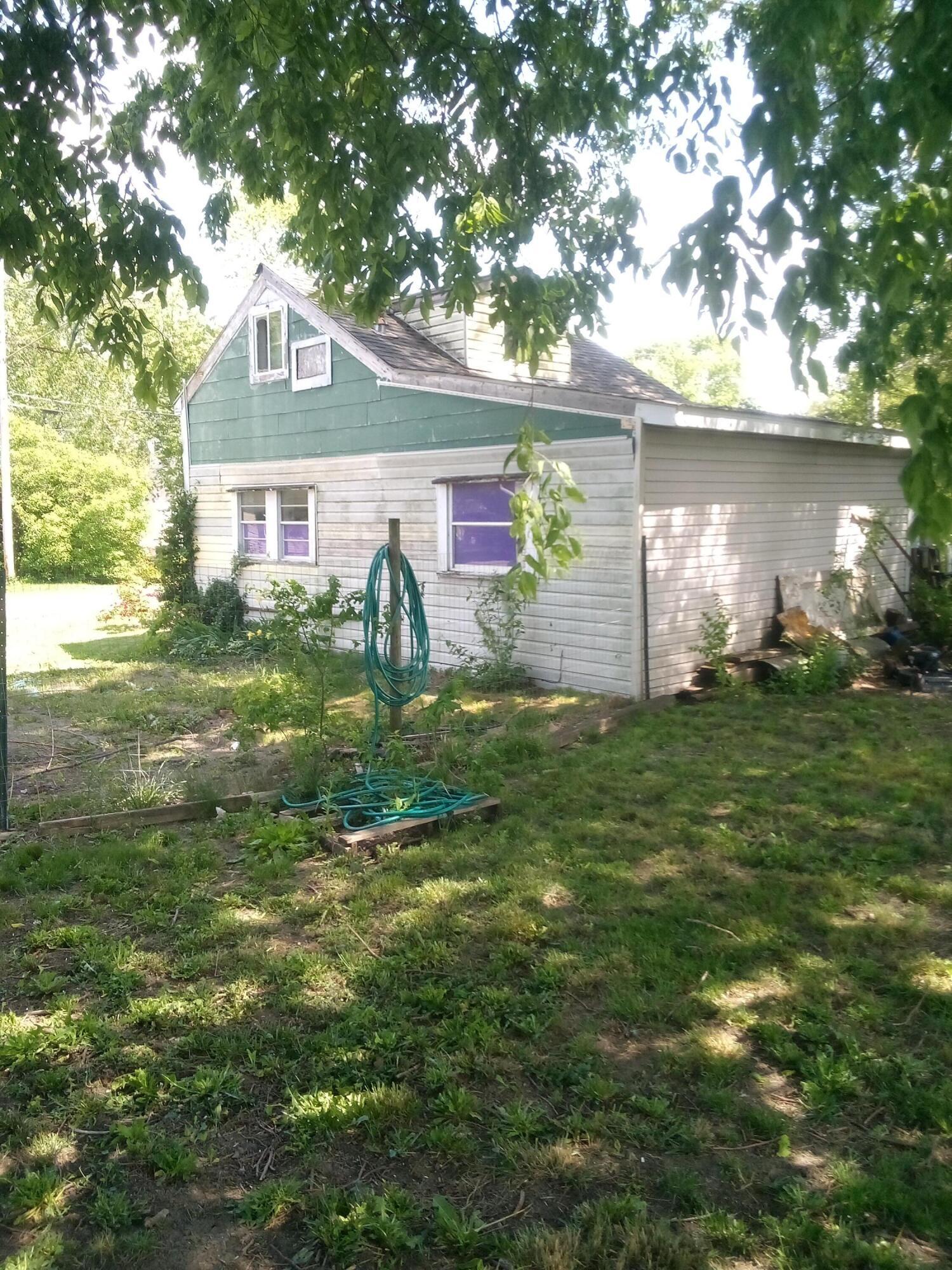 405 Hedges Street — photo