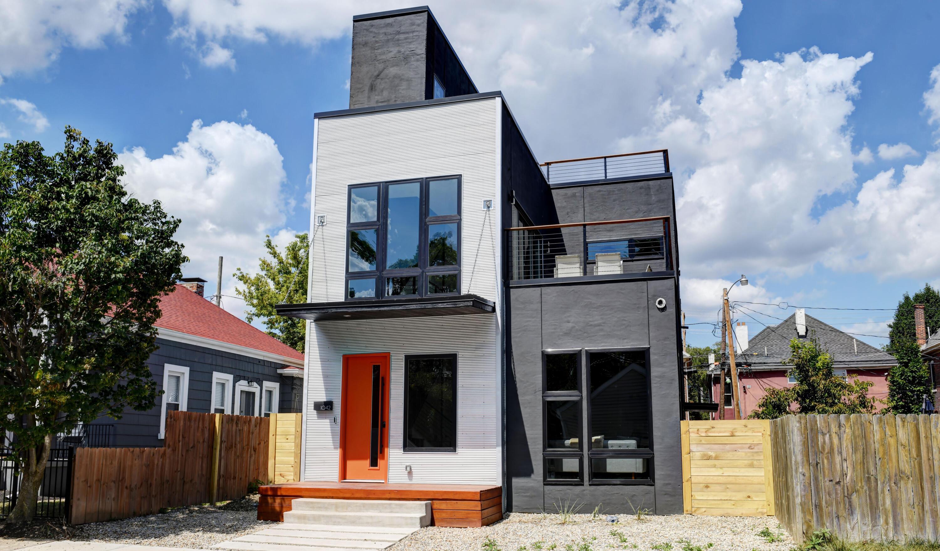 1042 Mcallister Avenue, 44 — photo