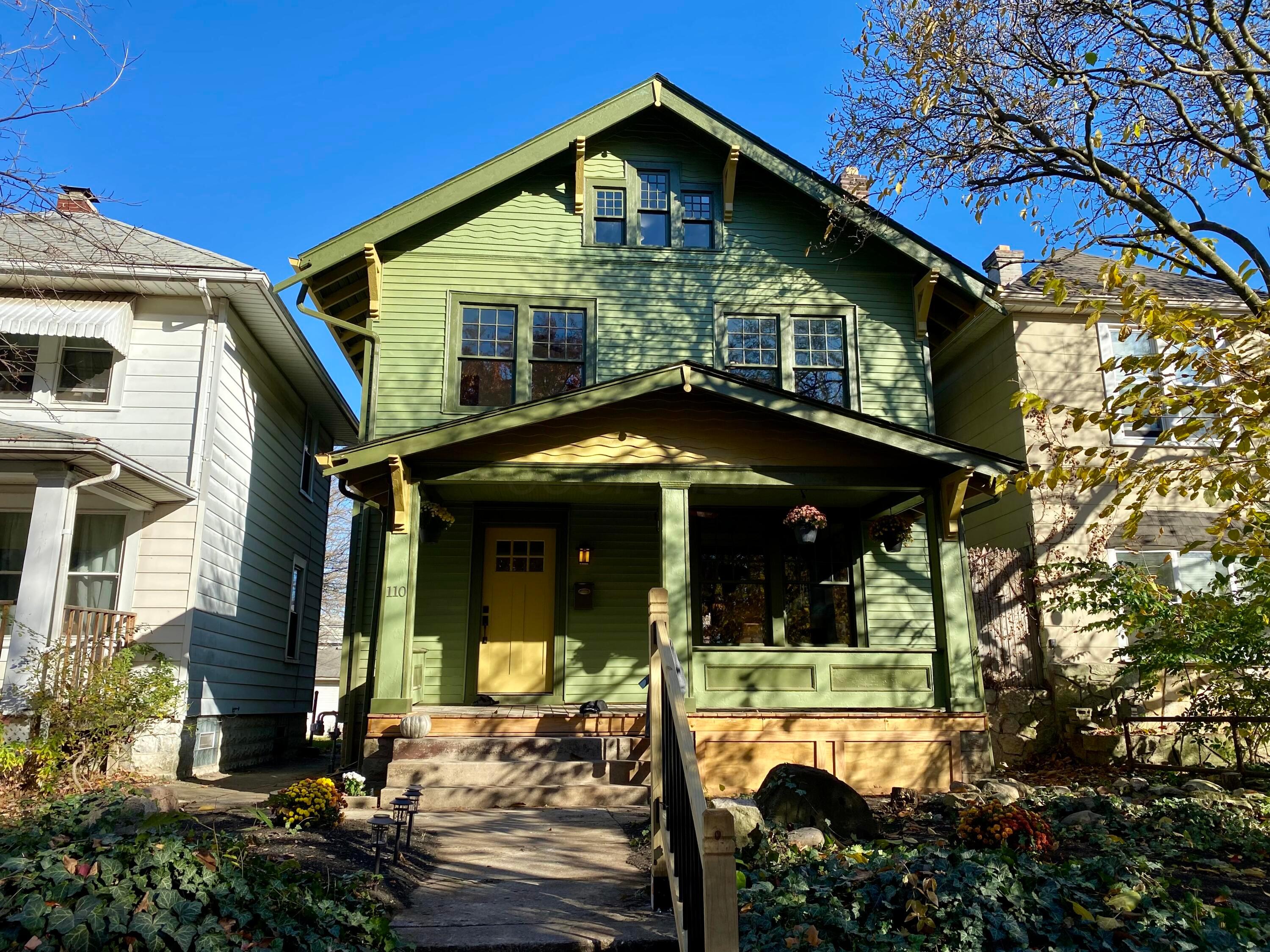 110 N Ogden Avenue — photo
