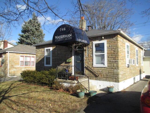 746 S Yearling Road — photo