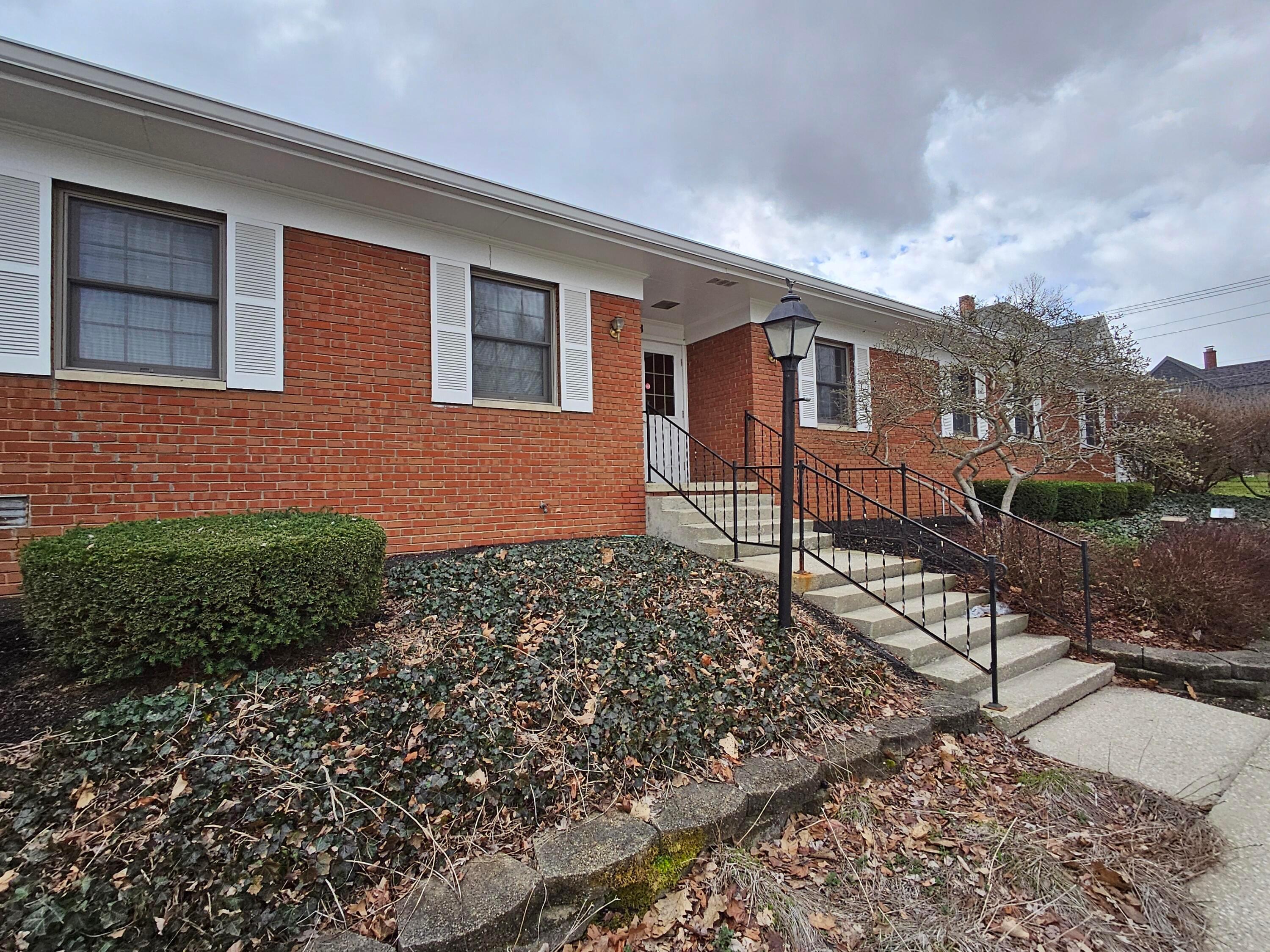 201 W Charles Street, Suite B — photo