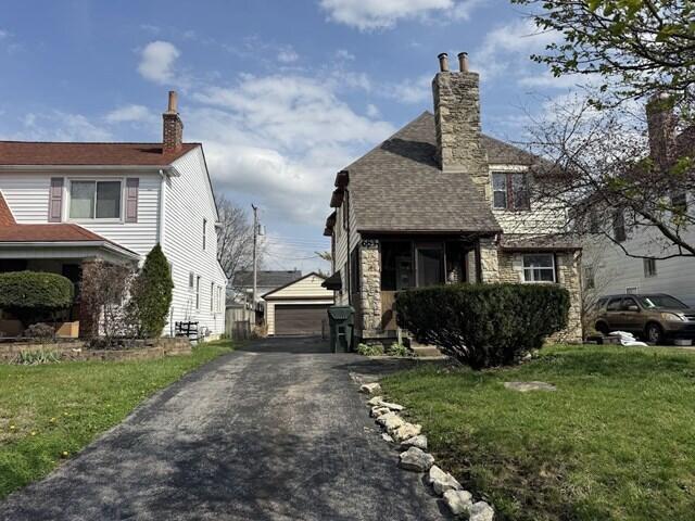 684 Wiltshire Road — photo