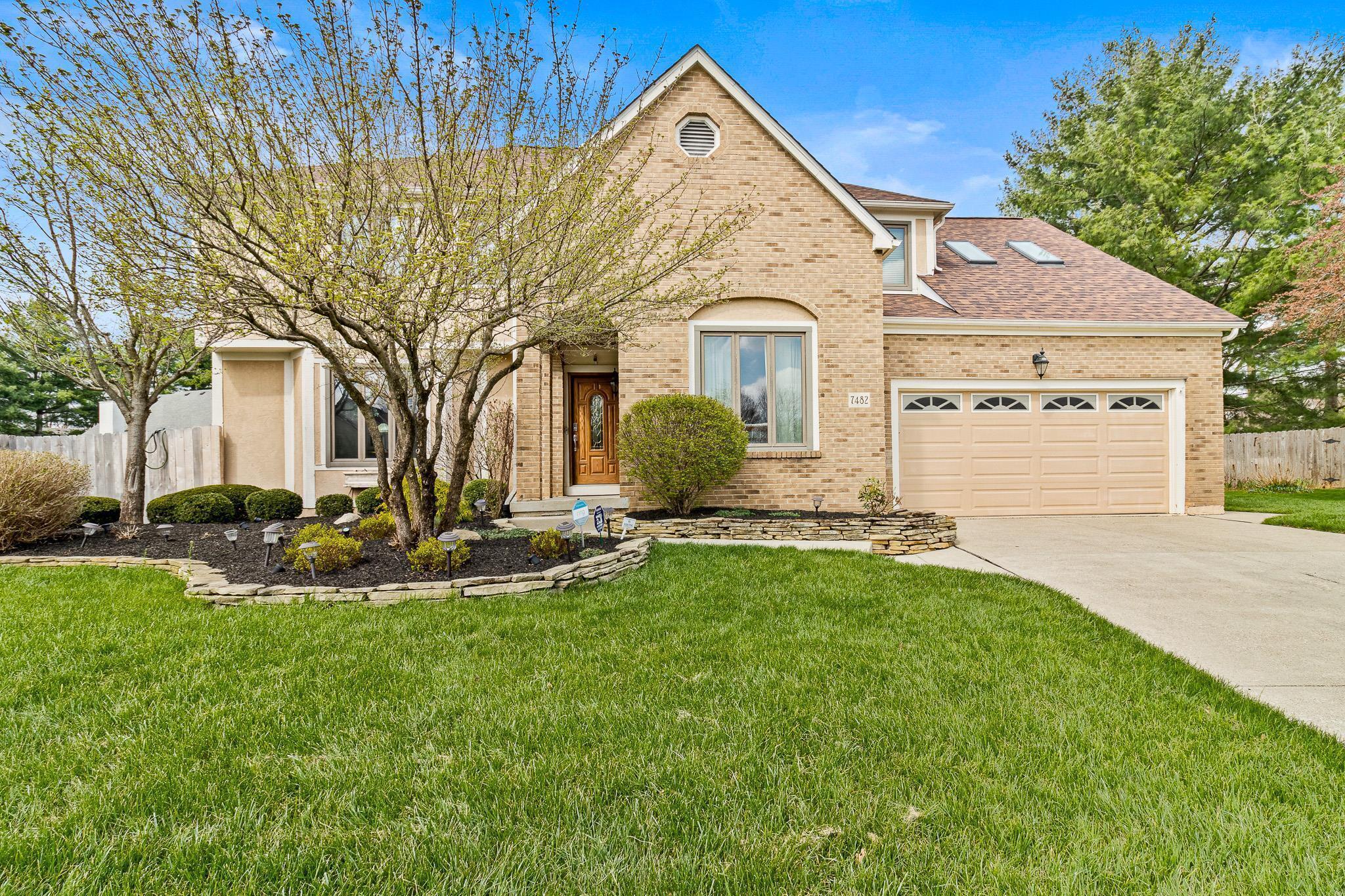 7482 Lindbrook Court — photo