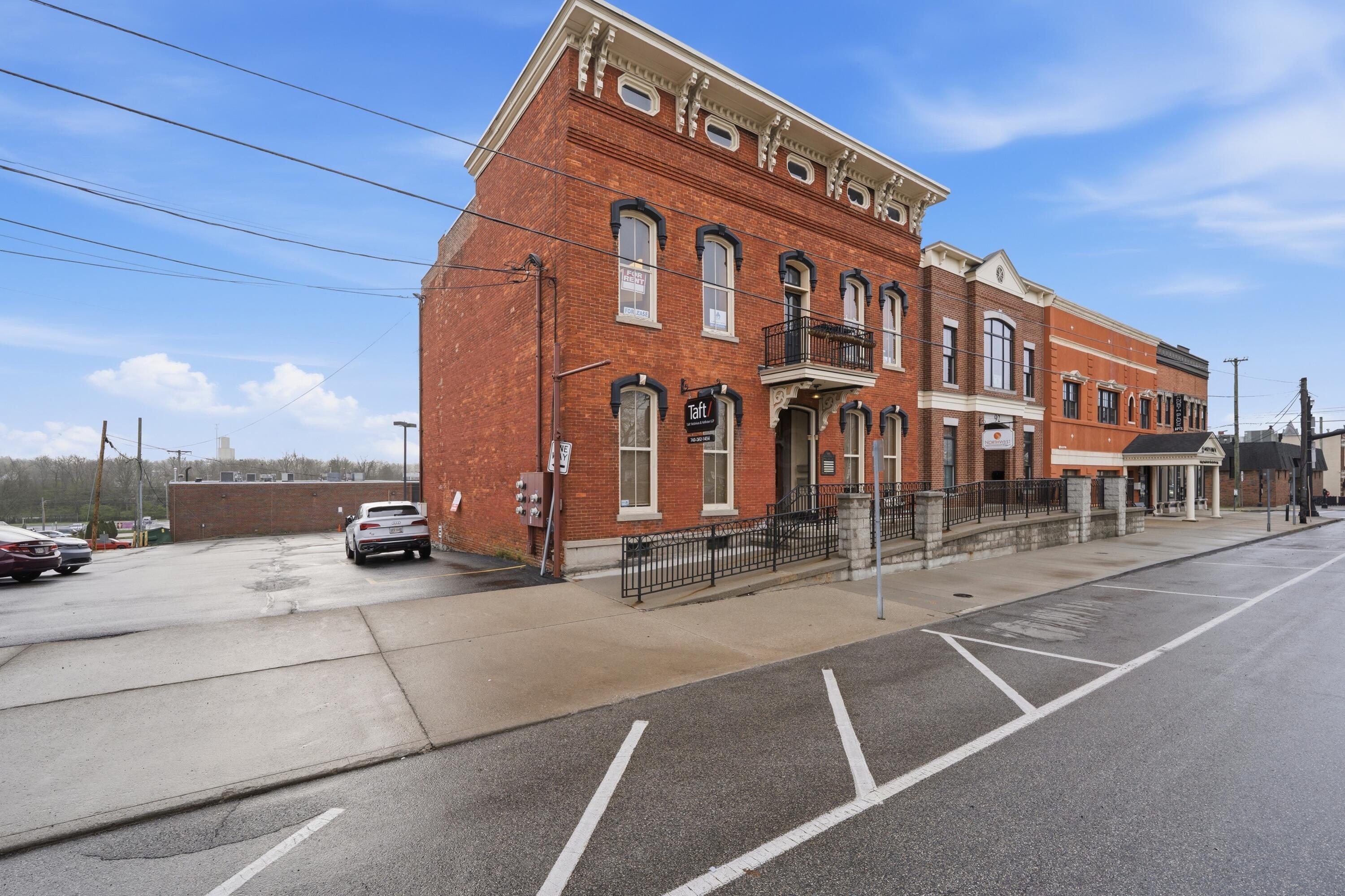 88 N Sandusky Street — photo