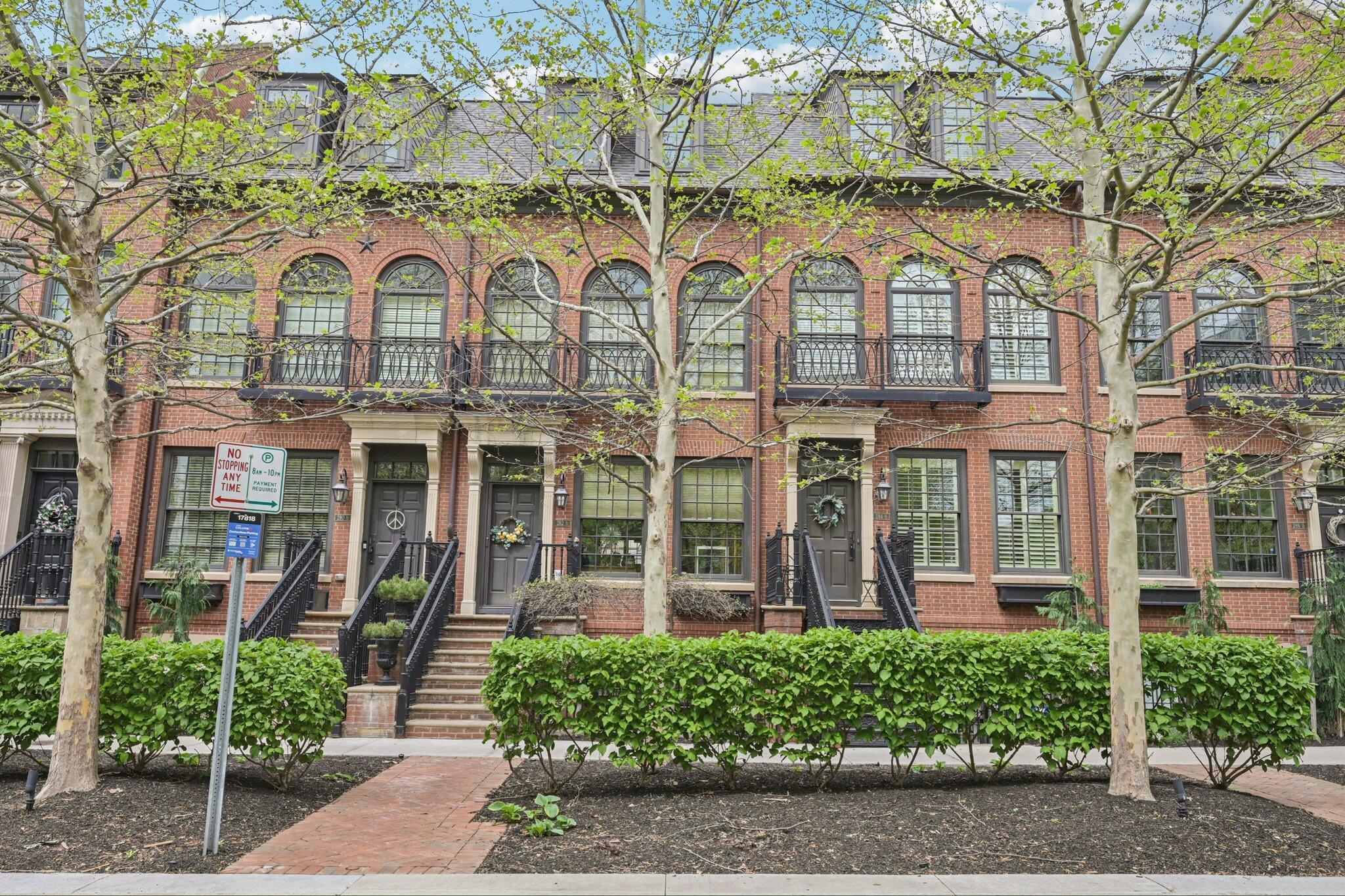 282 E Gay Street, G34 — photo