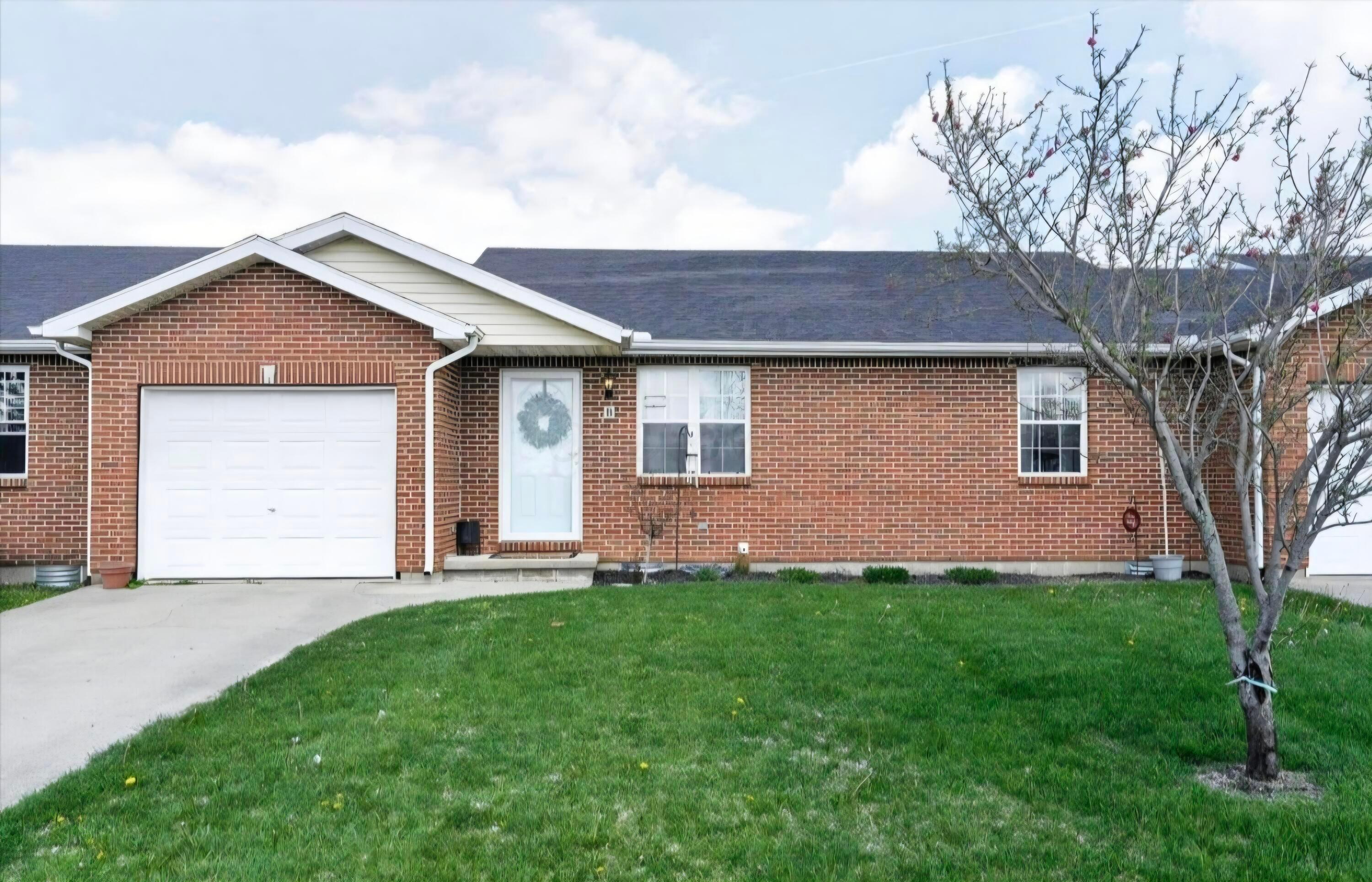 5879 Farmers Road, B — photo