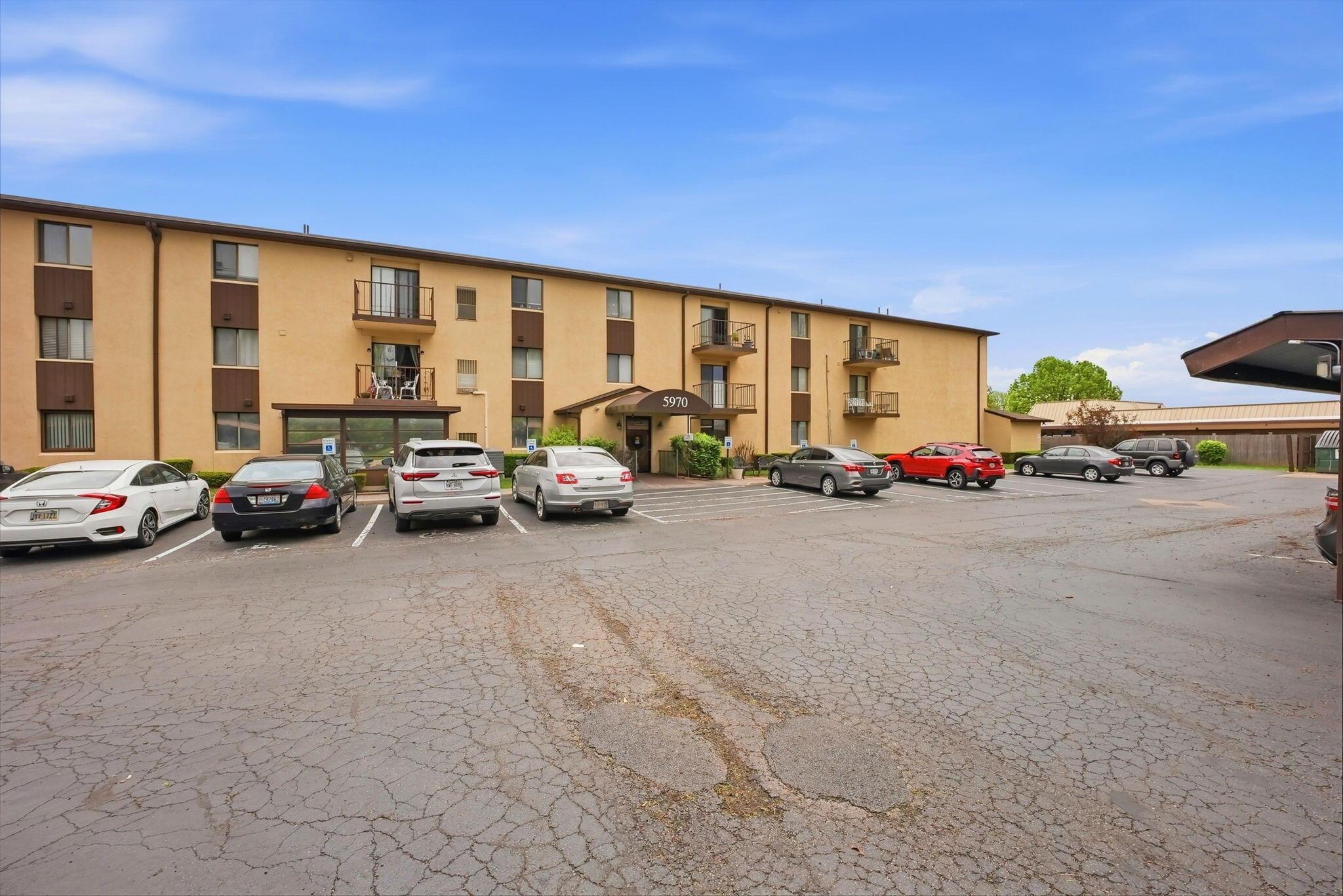 5970 Sharon Woods 100 Bl Boulevard, #100 — photo
