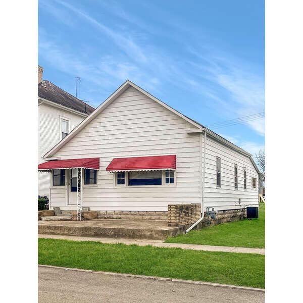 171 Warner Avenue — photo