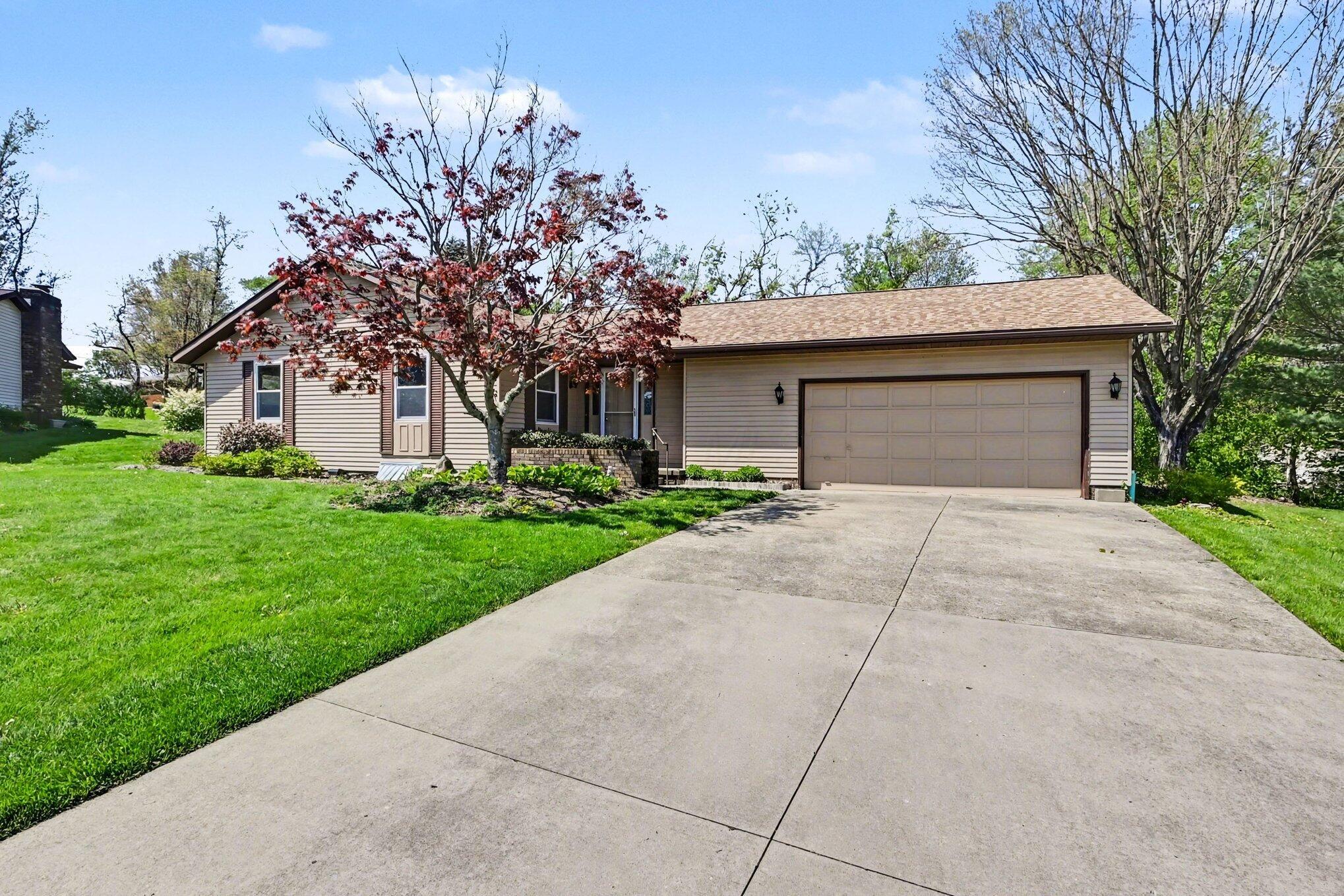 332 Kelly Circle — photo