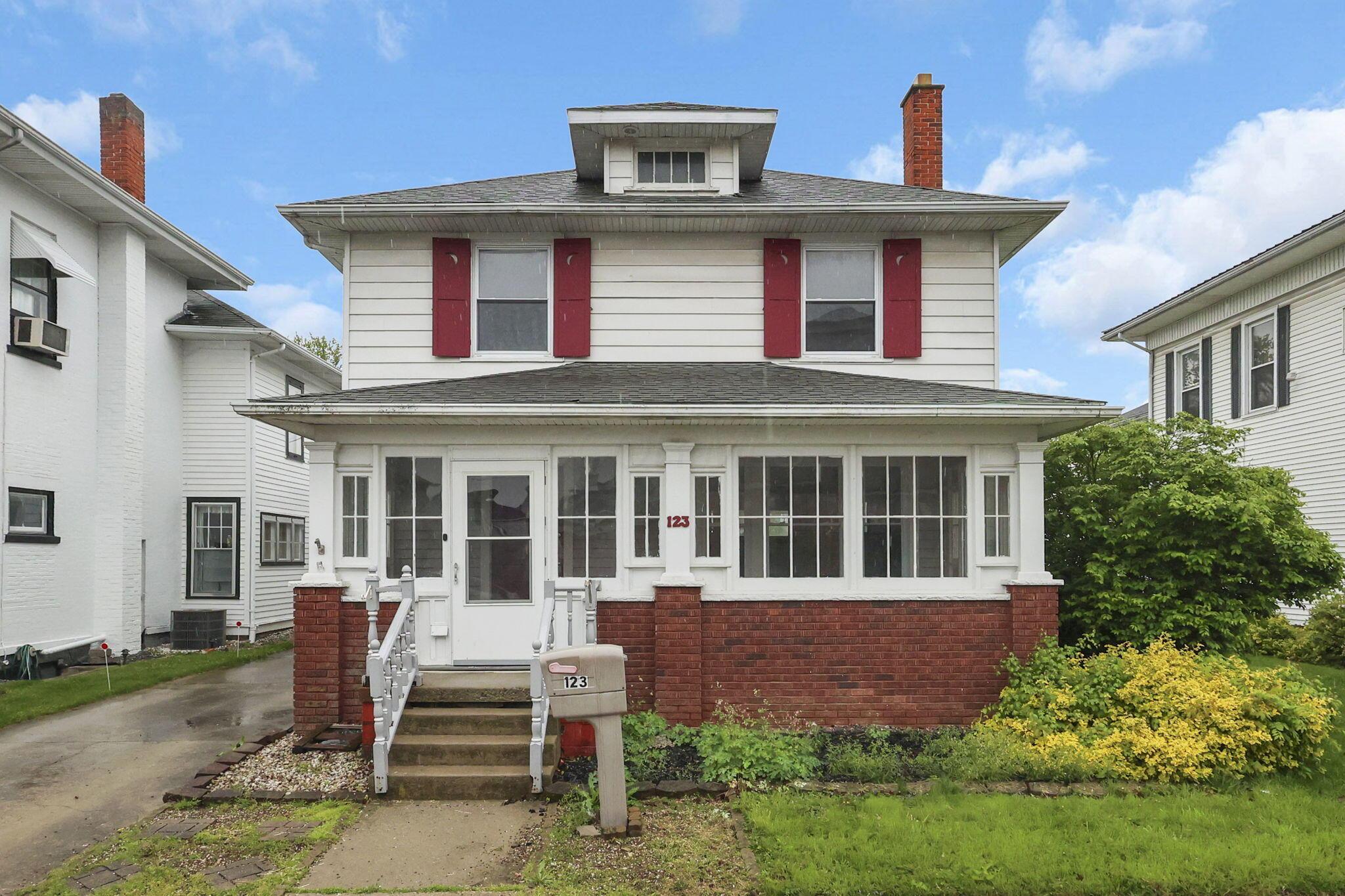 123 E Johnson Street — photo