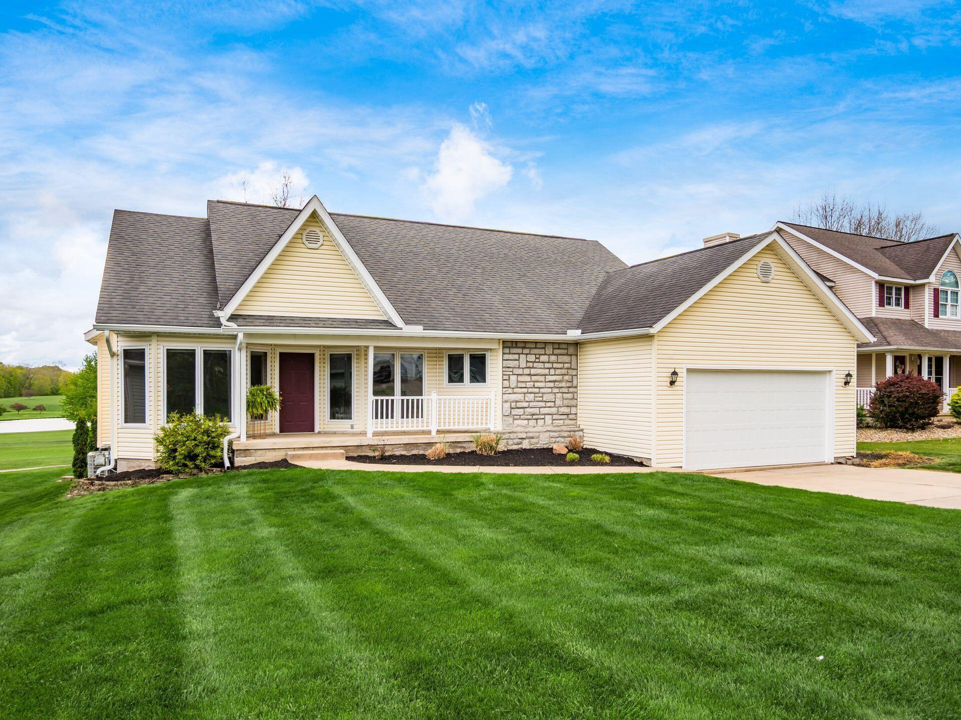 868 Fairway Drive — photo