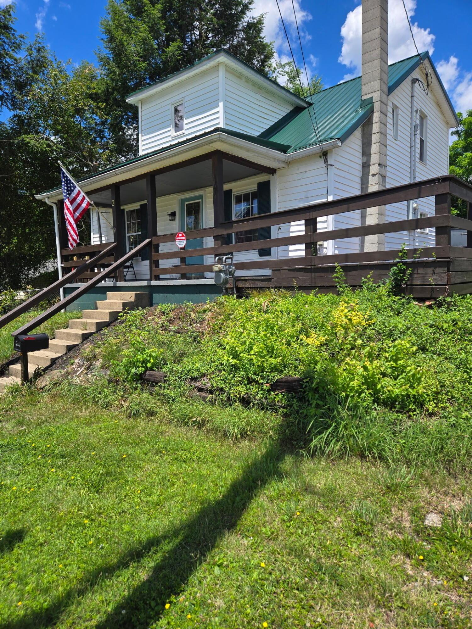 2 E Vine Street — photo