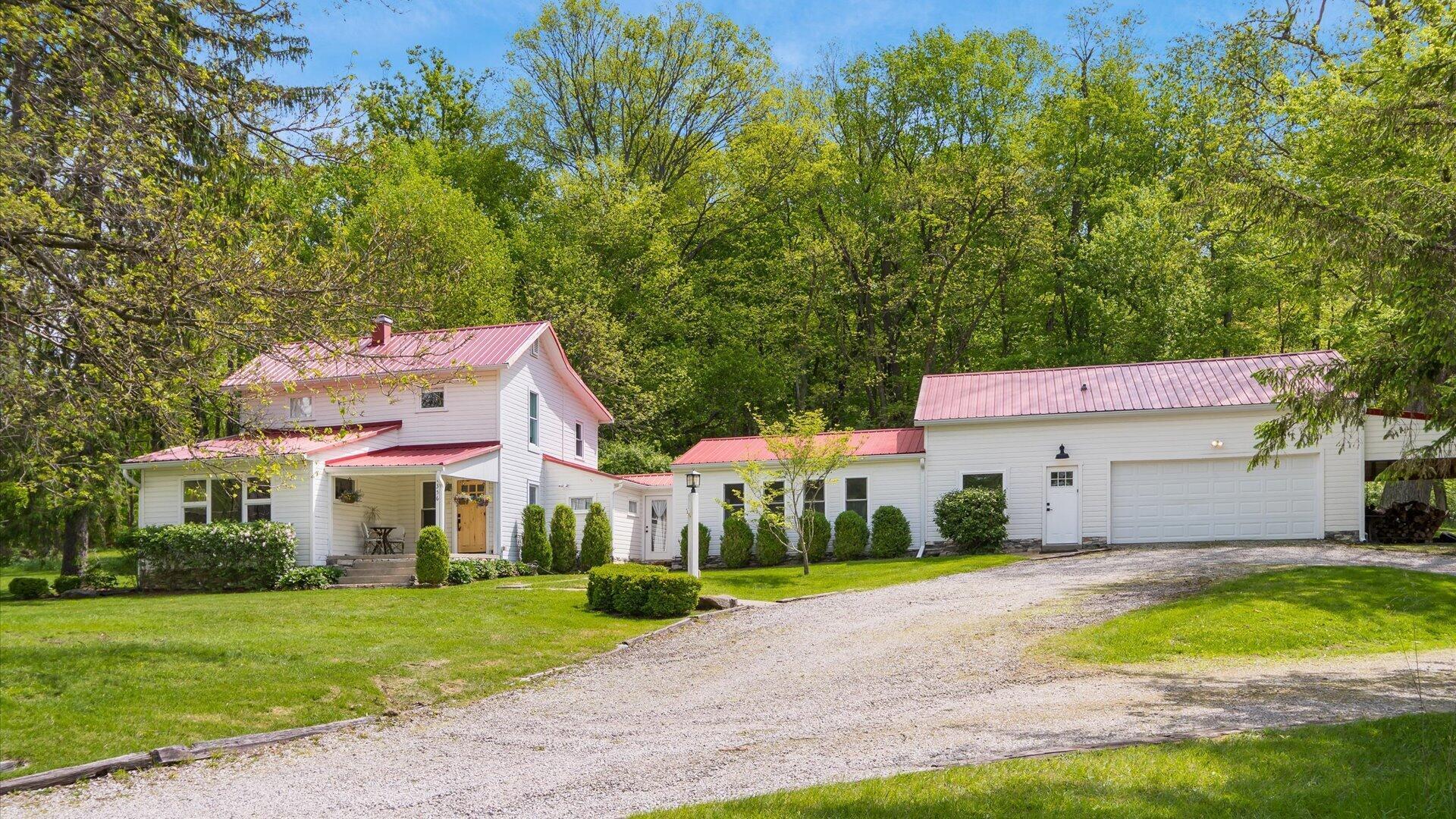 1356 Welsh Hills Road NE — photo