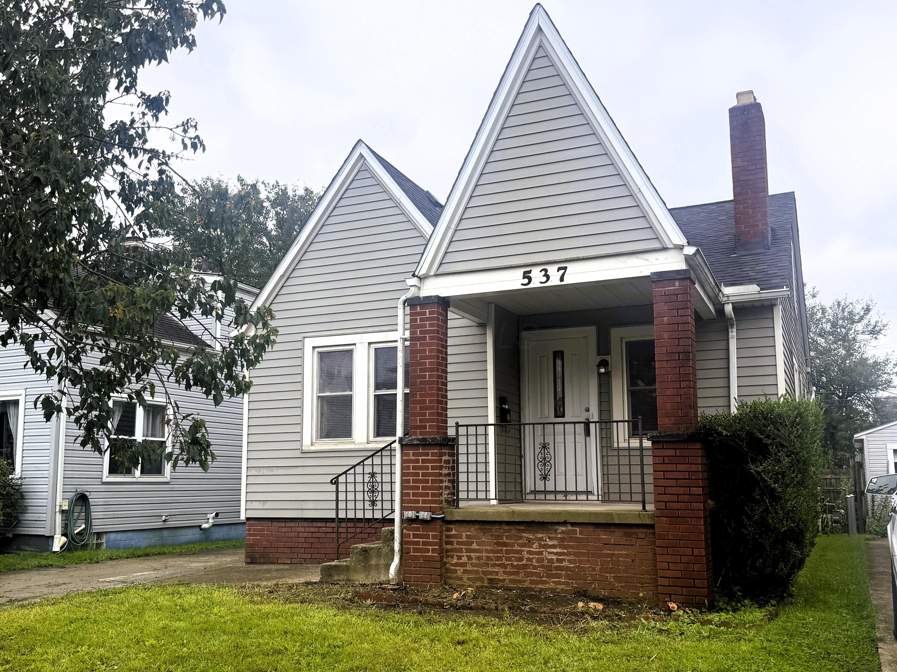 537 Townsend Avenue — photo