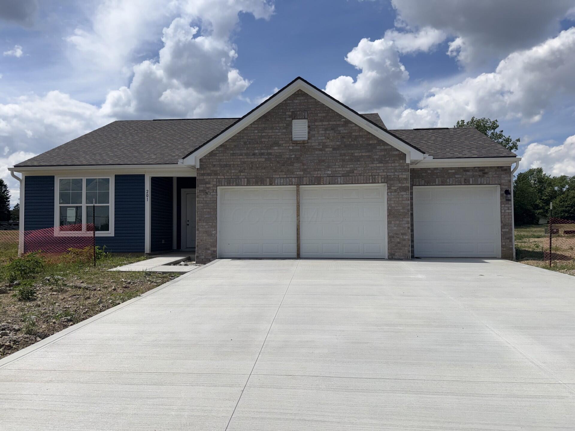 201 Maddoxx Drive — photo