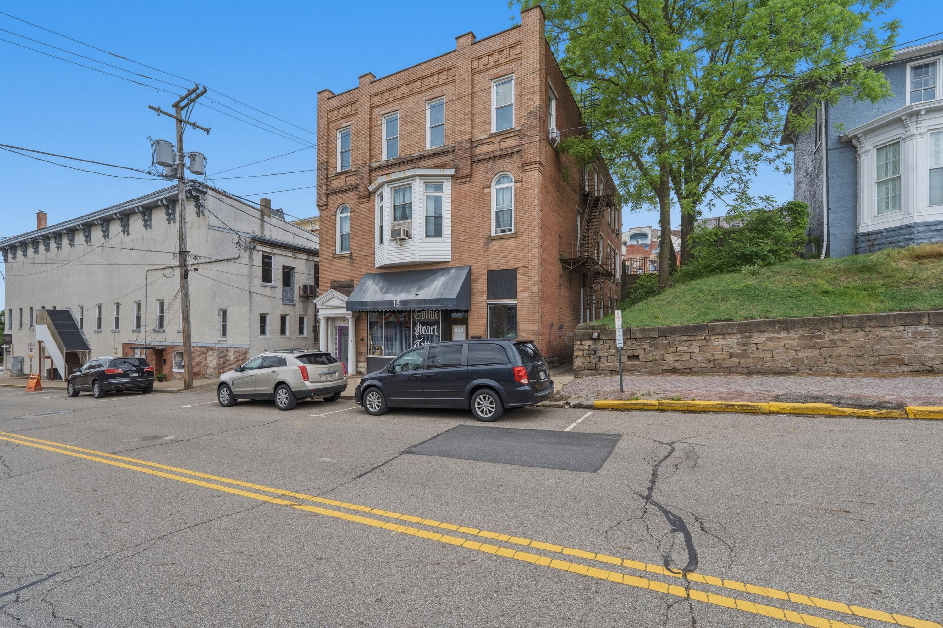 15 E Vine Street — photo