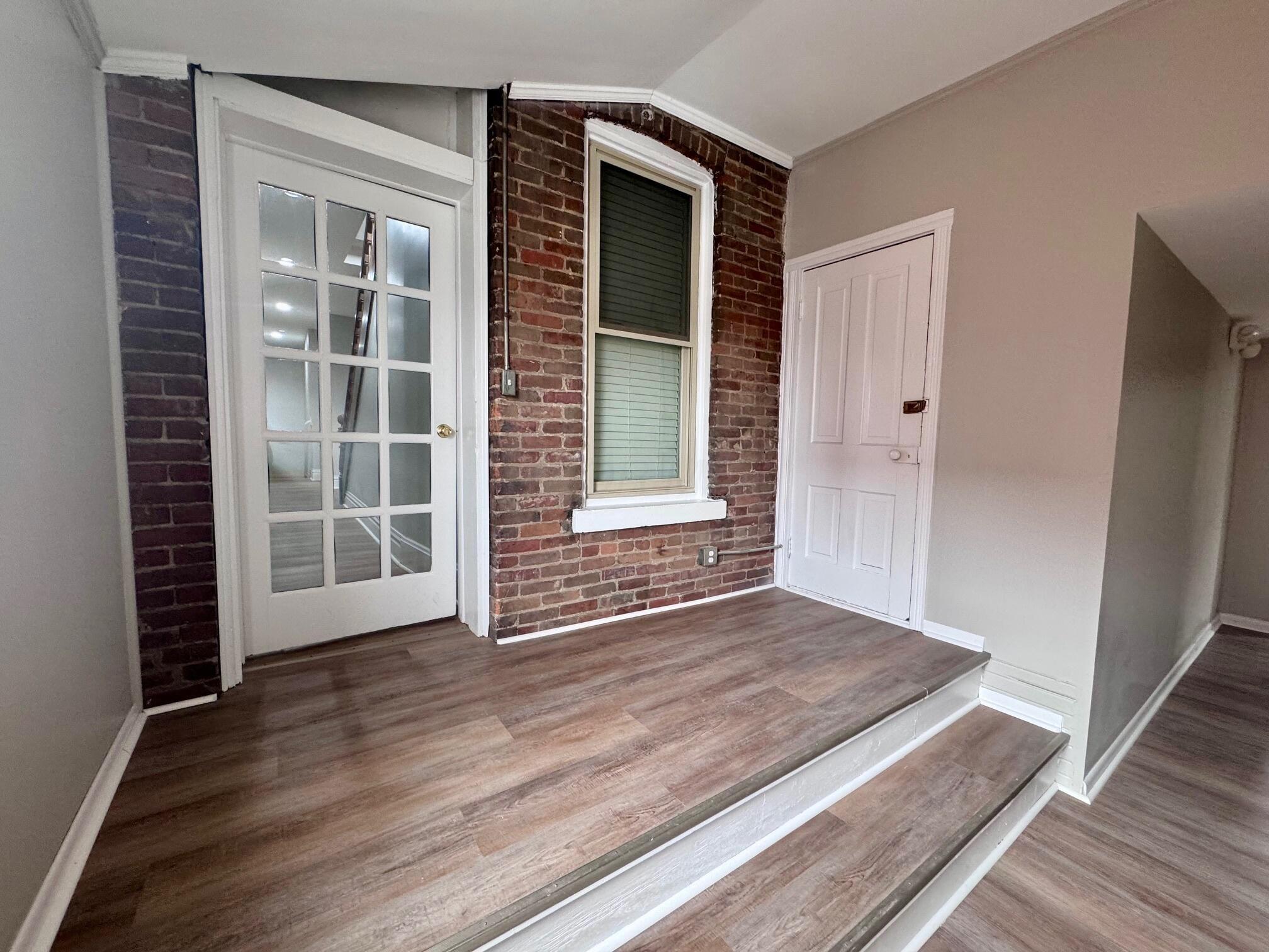 116 E Main Street, E, Circleville, OH 43113 — photo 3