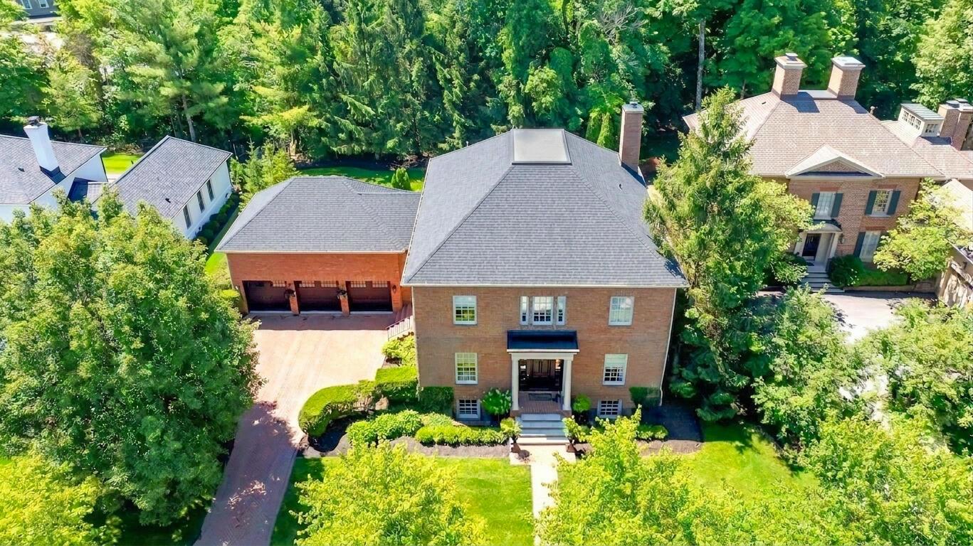 7703 Sudbrook Square — photo