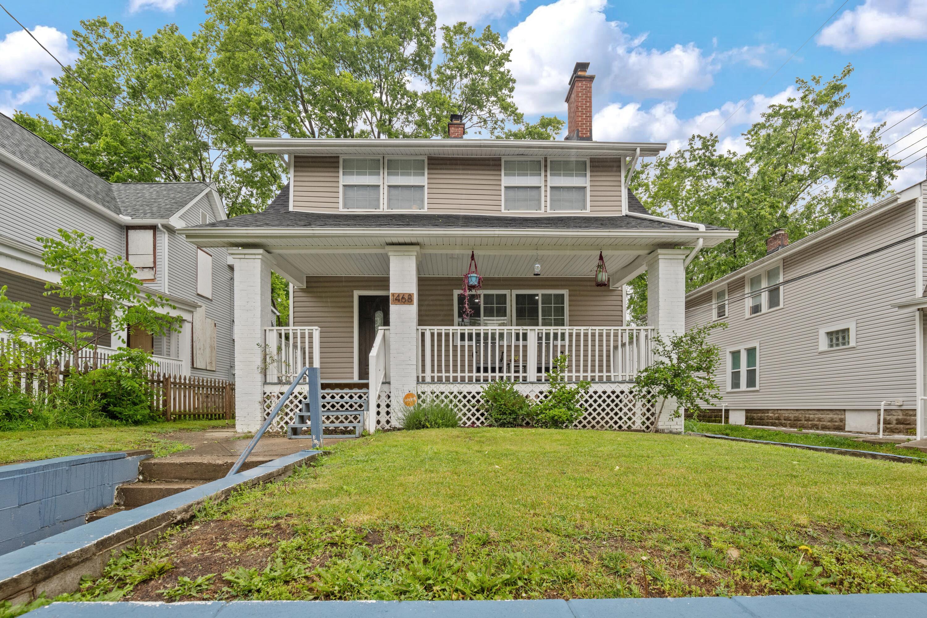 1468 E Fulton Street — photo