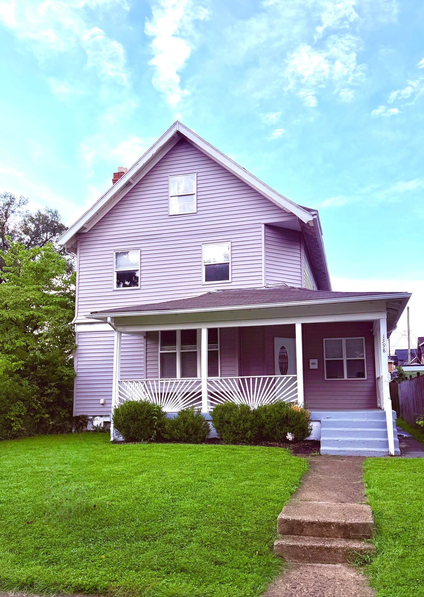 1598 Granville Street — photo