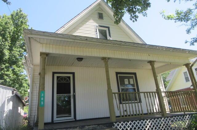 305 E Main Street — photo