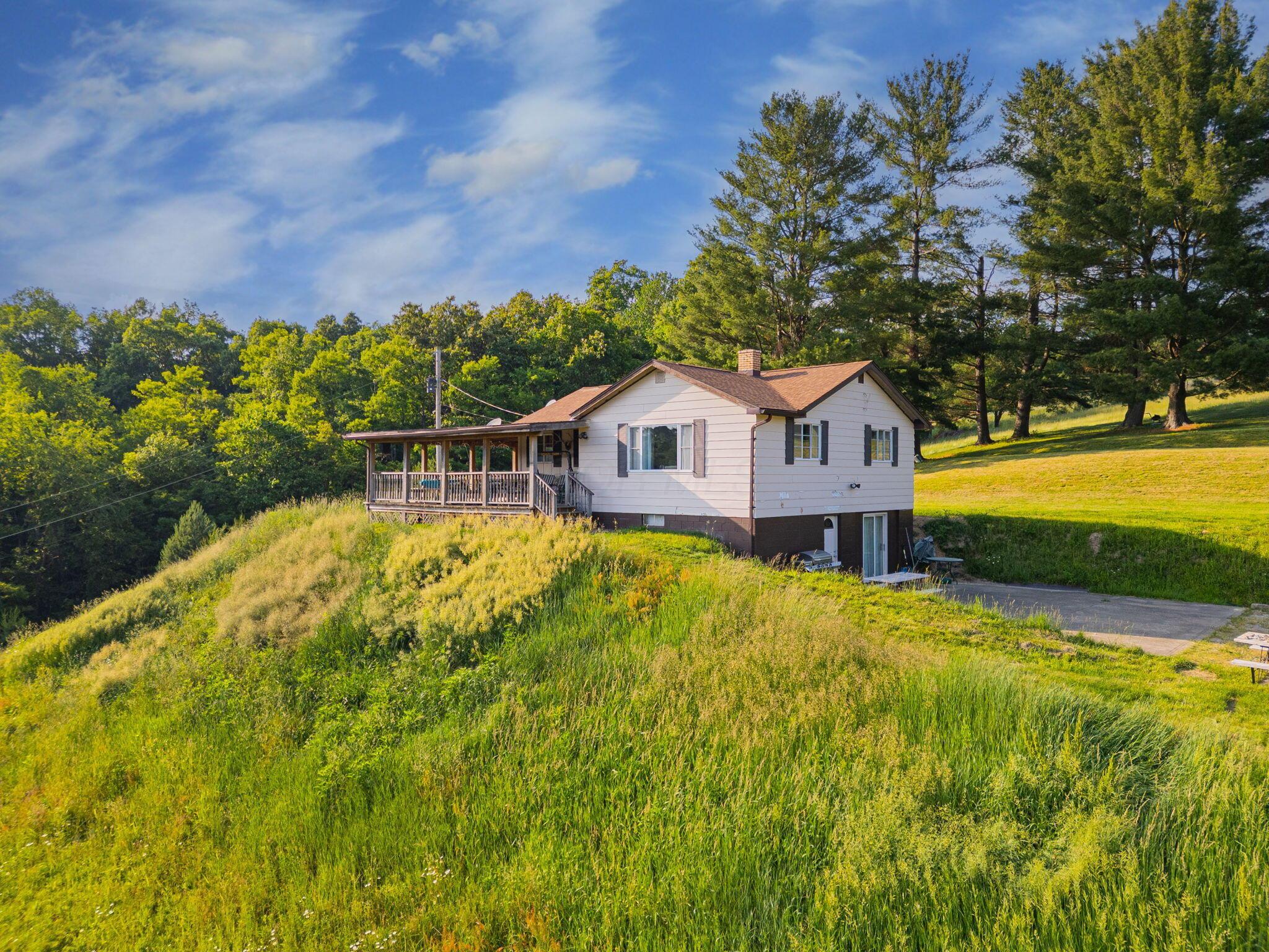 23219 Twp Rd 409 — photo