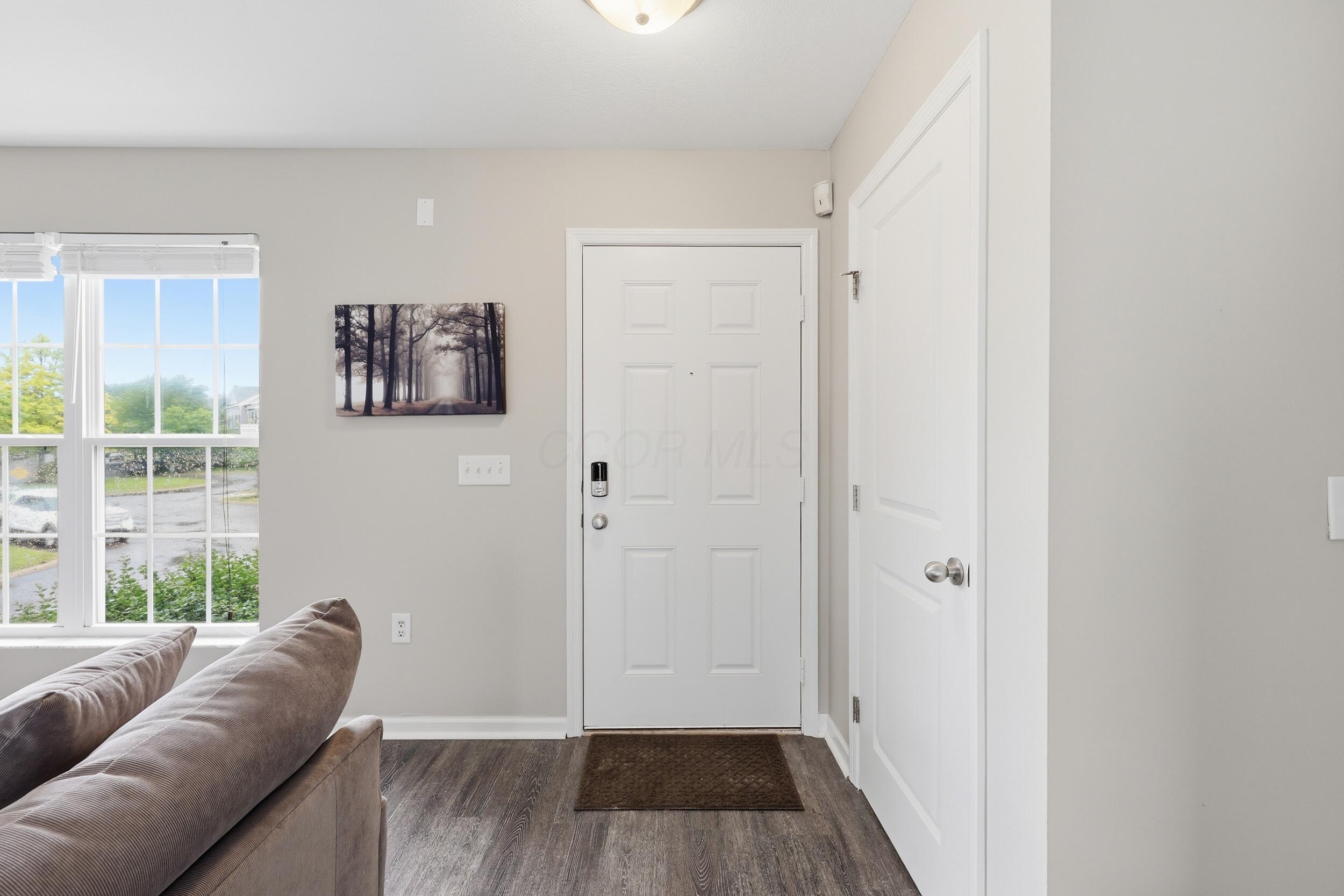 5609 Rainbow Falls Street, 23 — photo