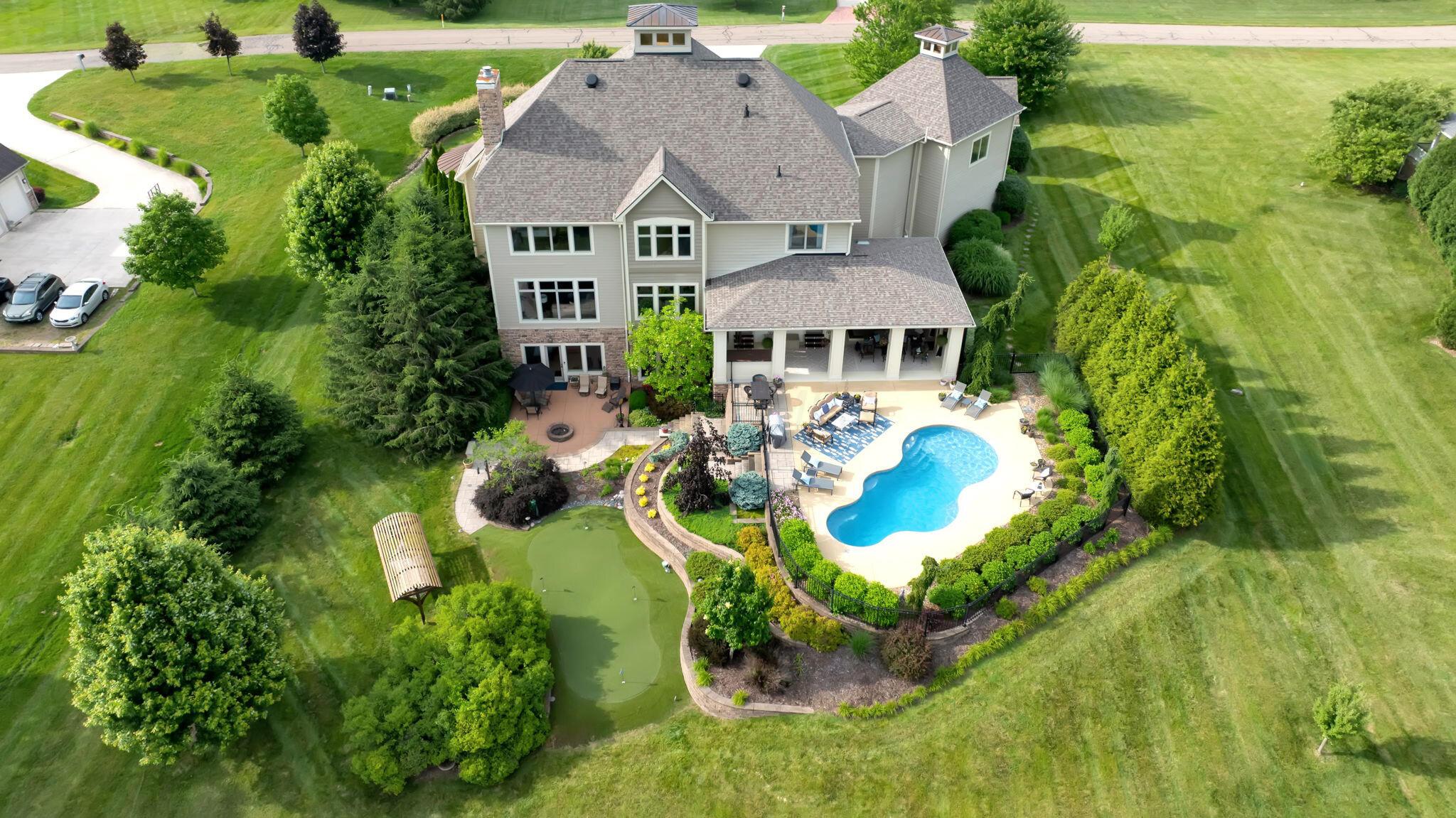 27 Granview Crossing — photo