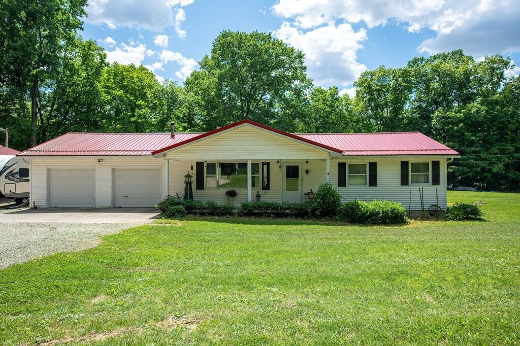 59 Lakewood Drive — photo