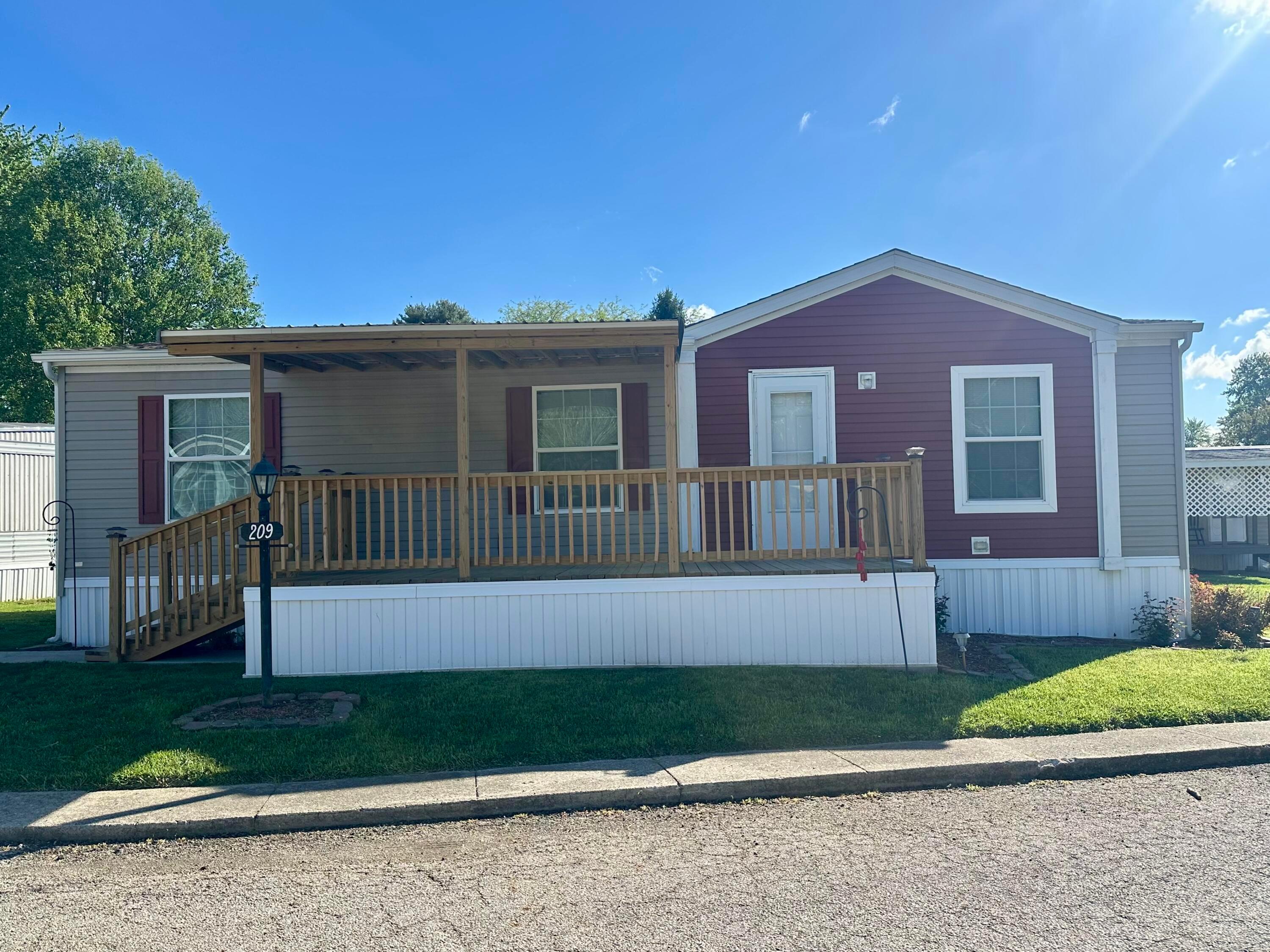 209 Villa Drive — photo