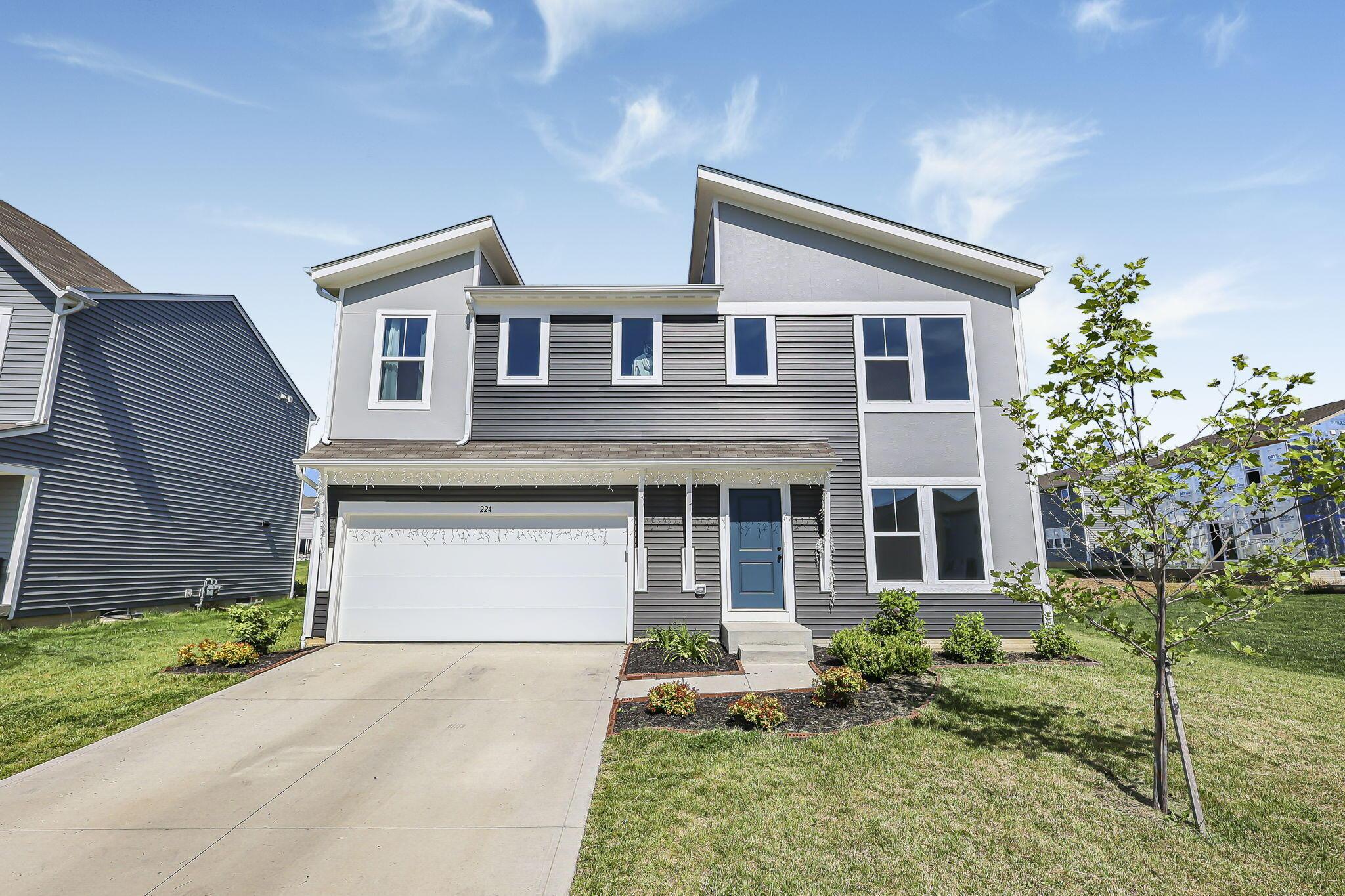 224 Leatherleaf Way — photo