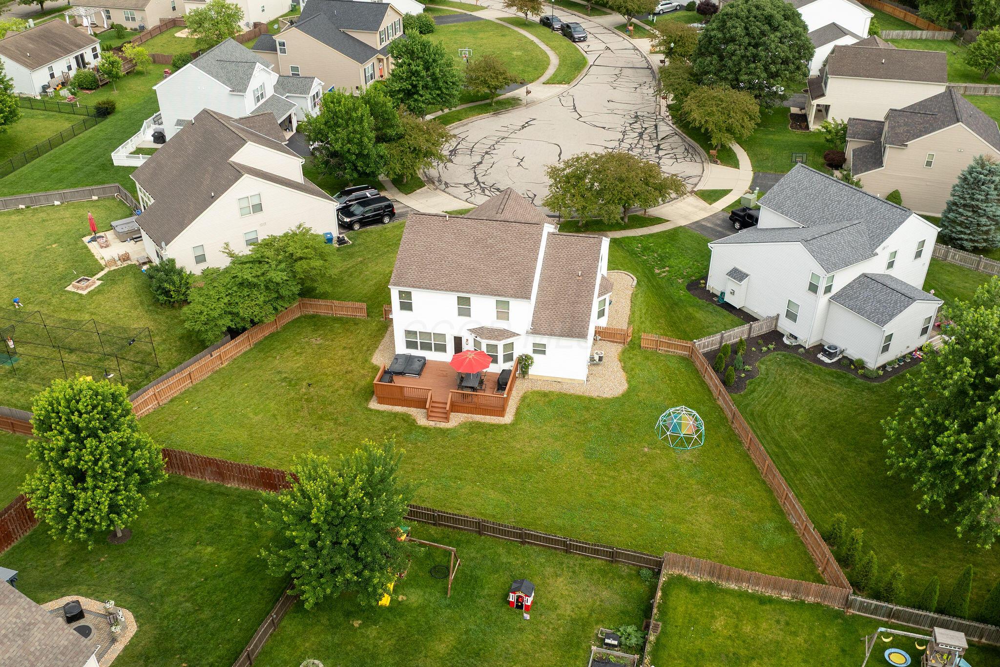 399 Moss Court — photo