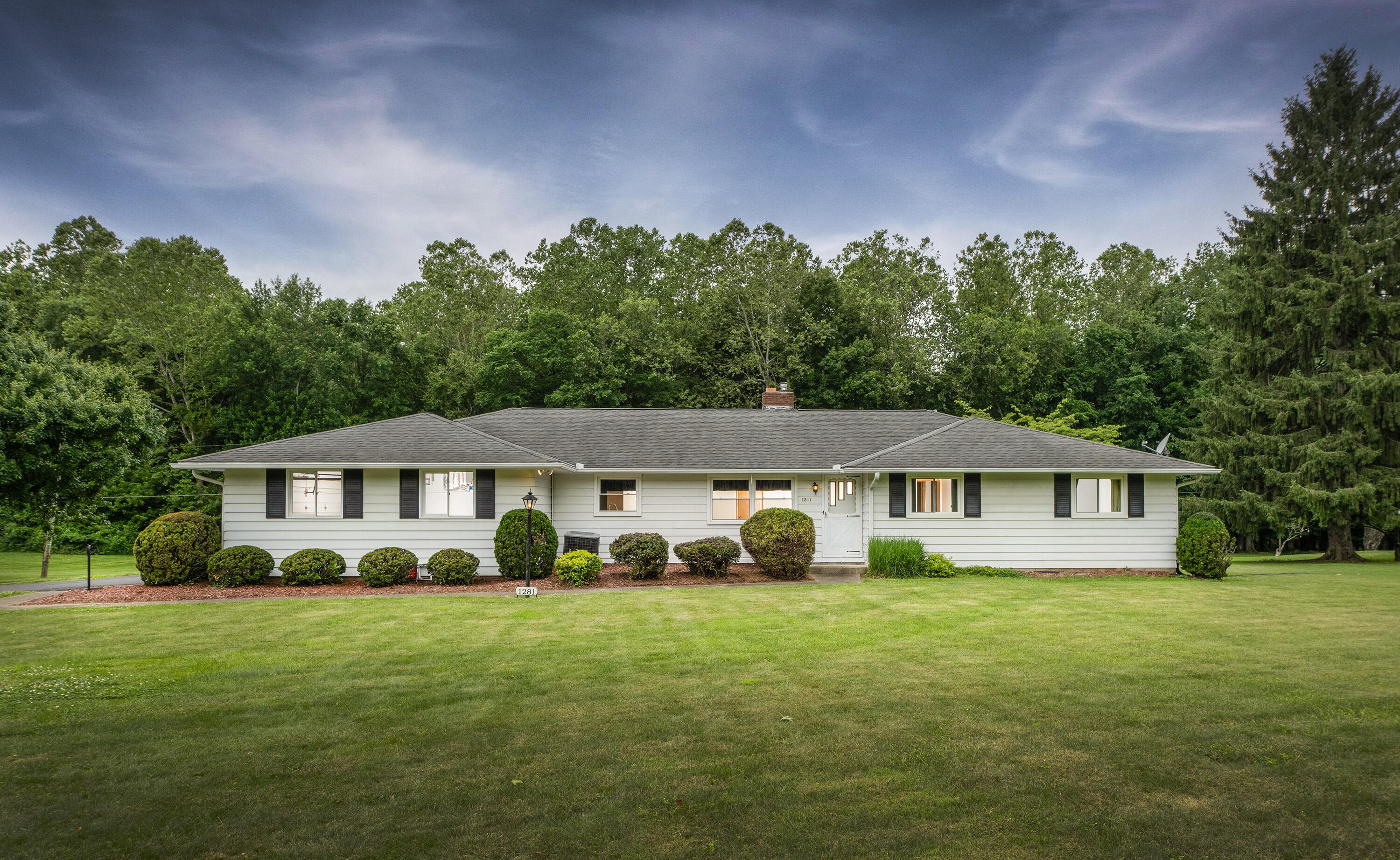 1281 Westwood Drive — photo