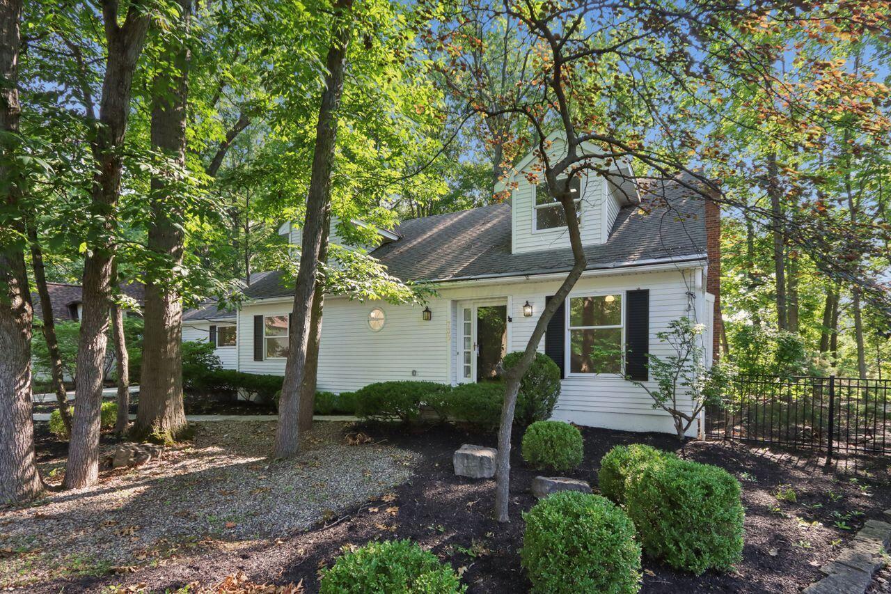 730 Mohican Way — photo