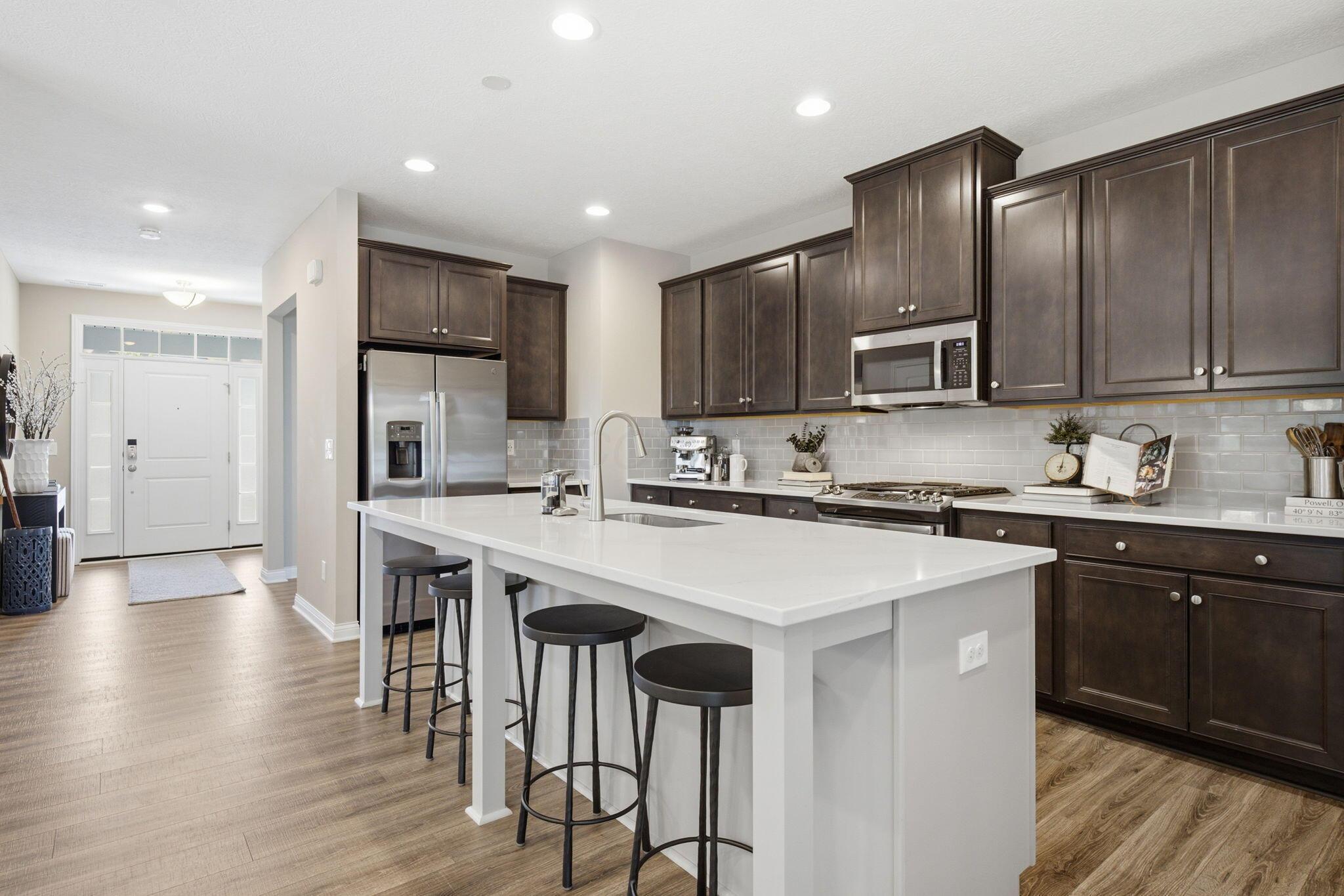 5611 Jessica Lane W — photo