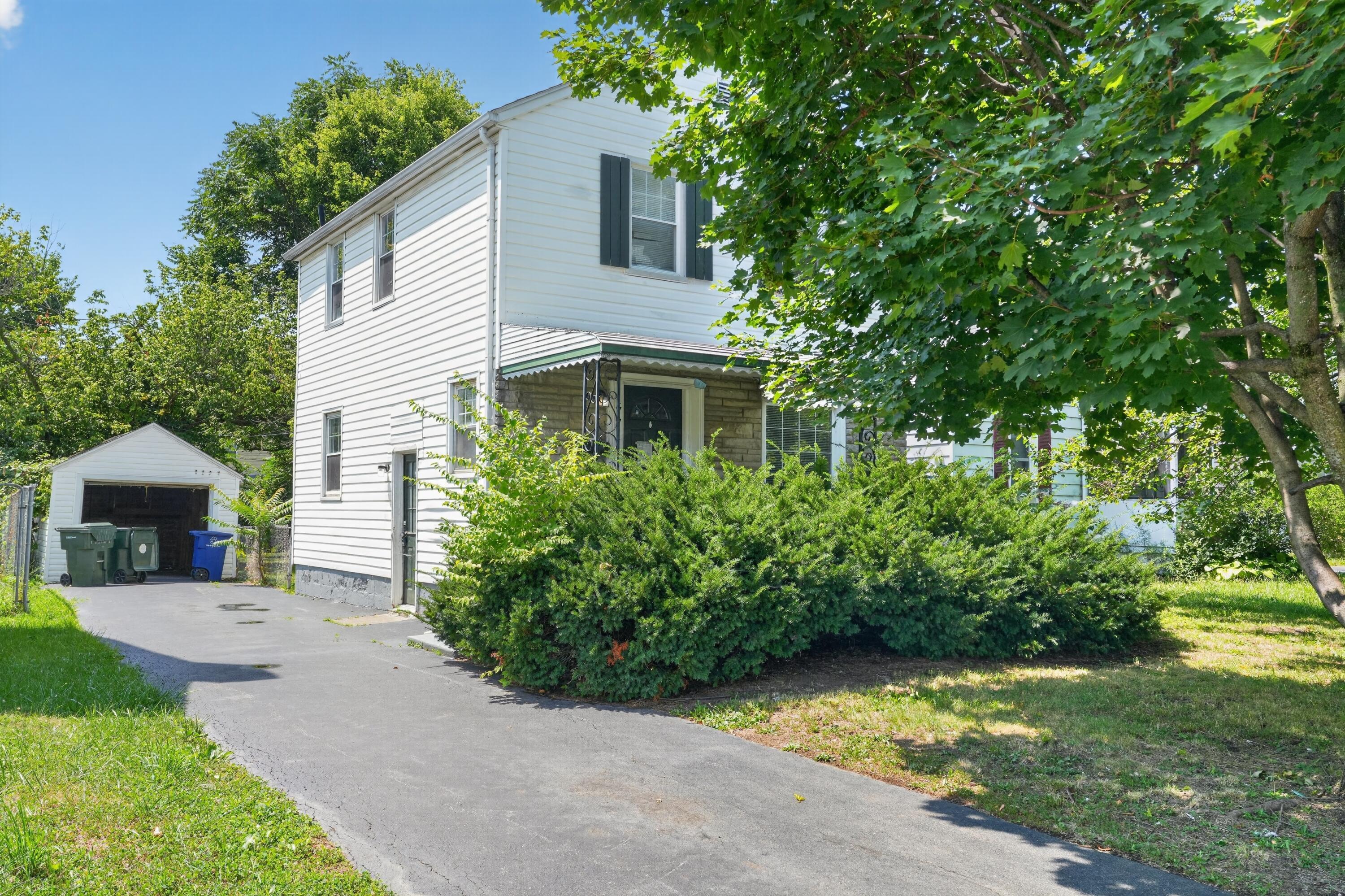 1771 E Sycamore Street — photo