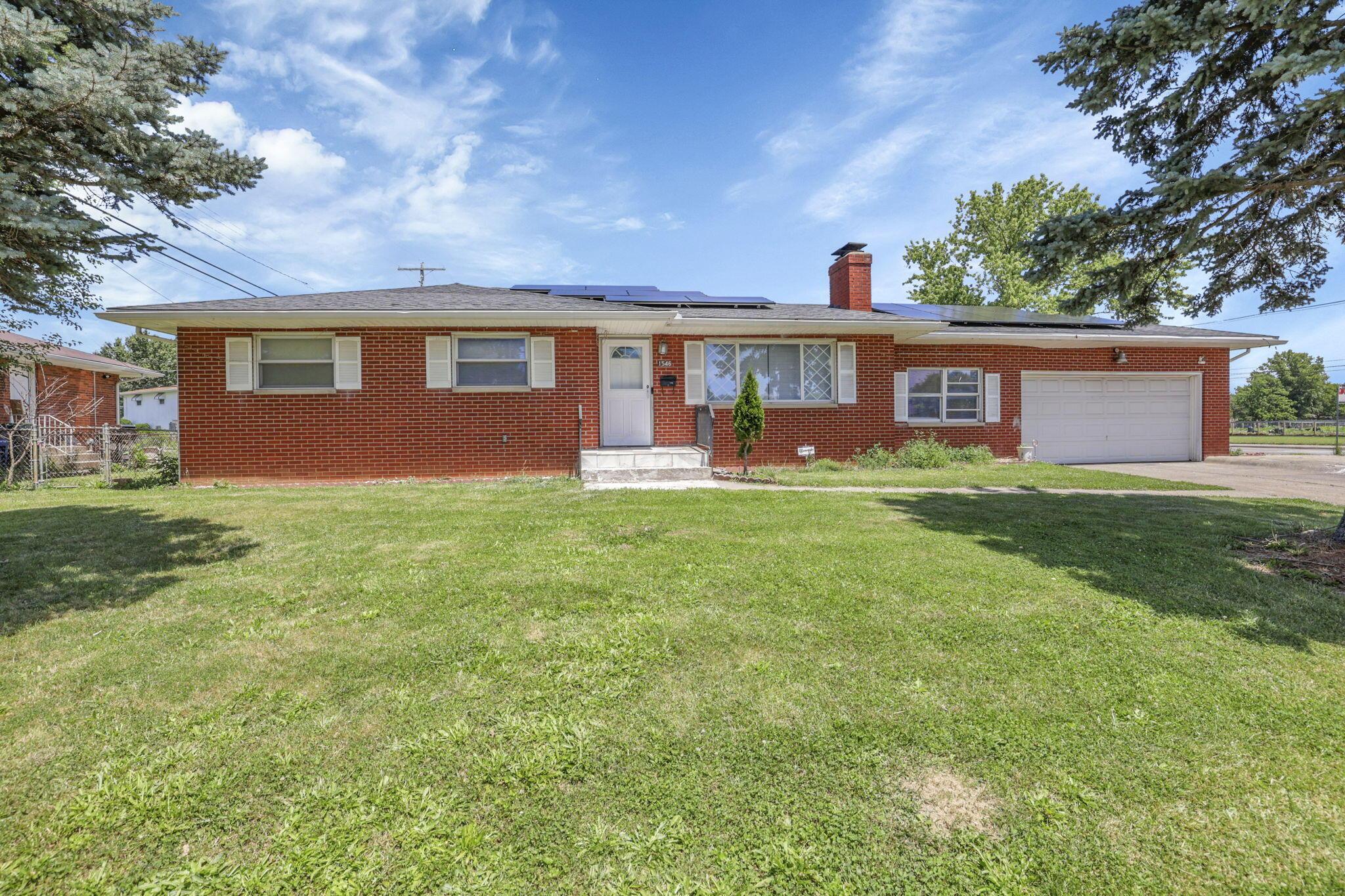 1546 Sandalwood Place — photo